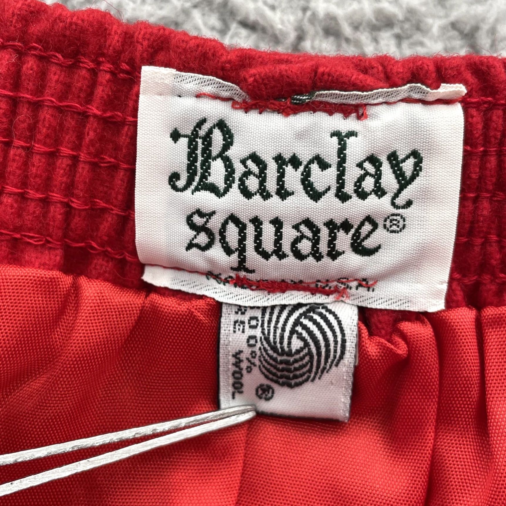 Vintage VINTAGE Barclay Square Skirt Womens 15-16 Wool Belt A-Line Long Solid Red 100% Wool Category: Skirt Womens XS-Adult 16 Red Size 38" / US 16 / IT 52 - 5 Thumbnail