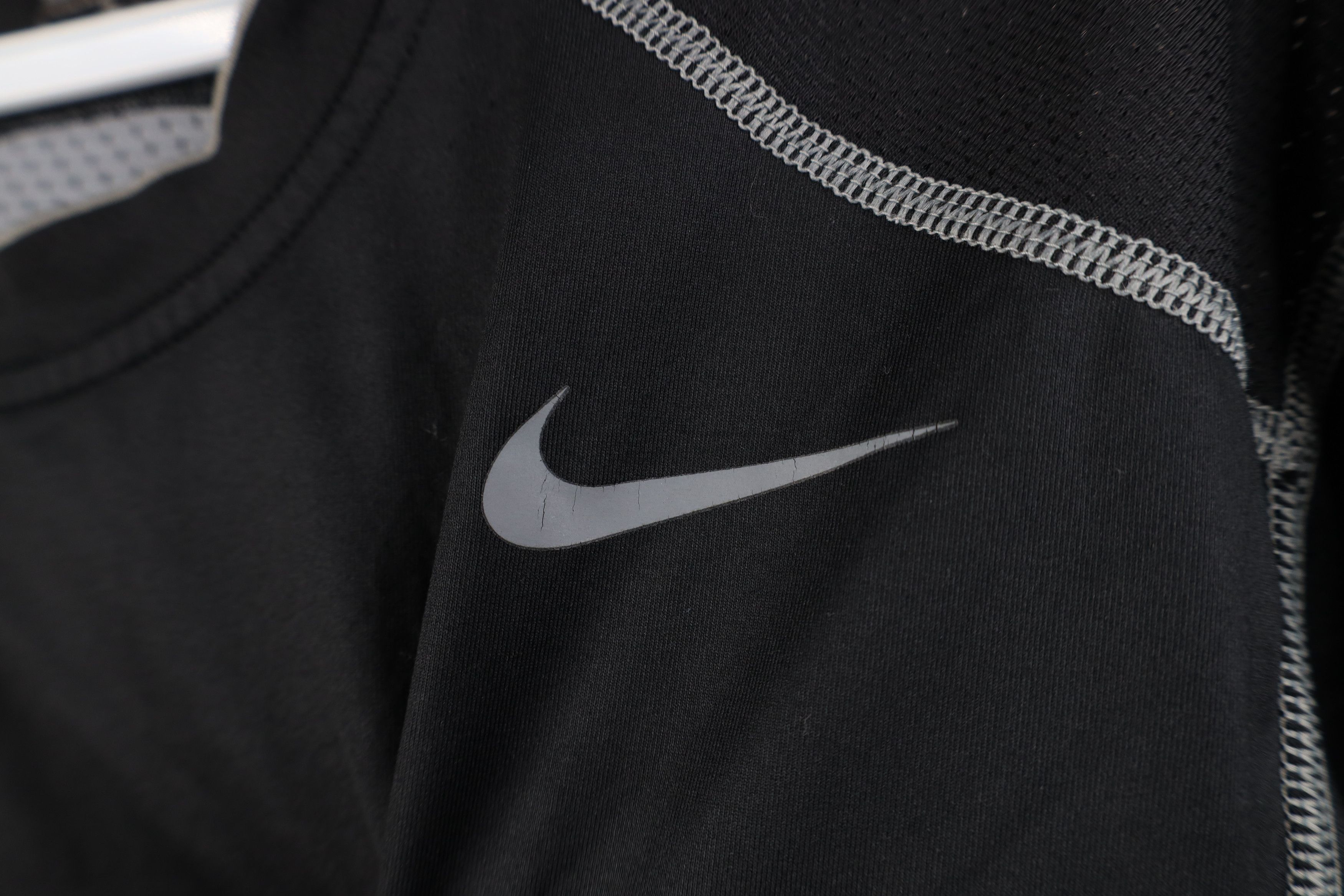 Nike Nike Pro Combat Vented Short Sleeve Training T-Shirt Black Size US L / EU 52-54 / 3 - 4 Thumbnail