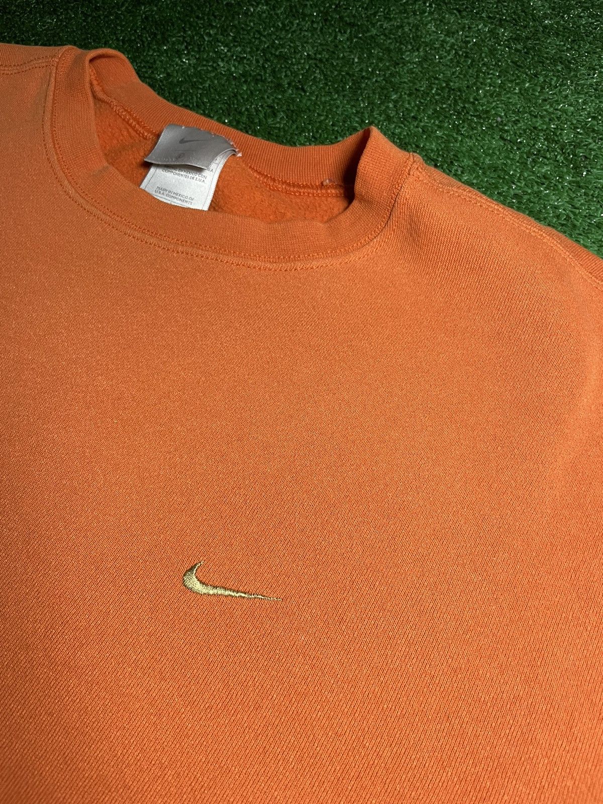 Nike × Vintage Vintage Y2K Nike Crewneck Swoosh Size US L / EU 52-54 / 3 - 2 Thumbnail