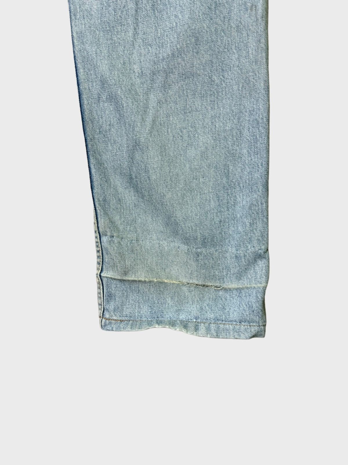 Levi's × Vintage Vintage Levi's 507 Blue Orange Tab Distressed Alter Denims Size US 31 - 16 Thumbnail