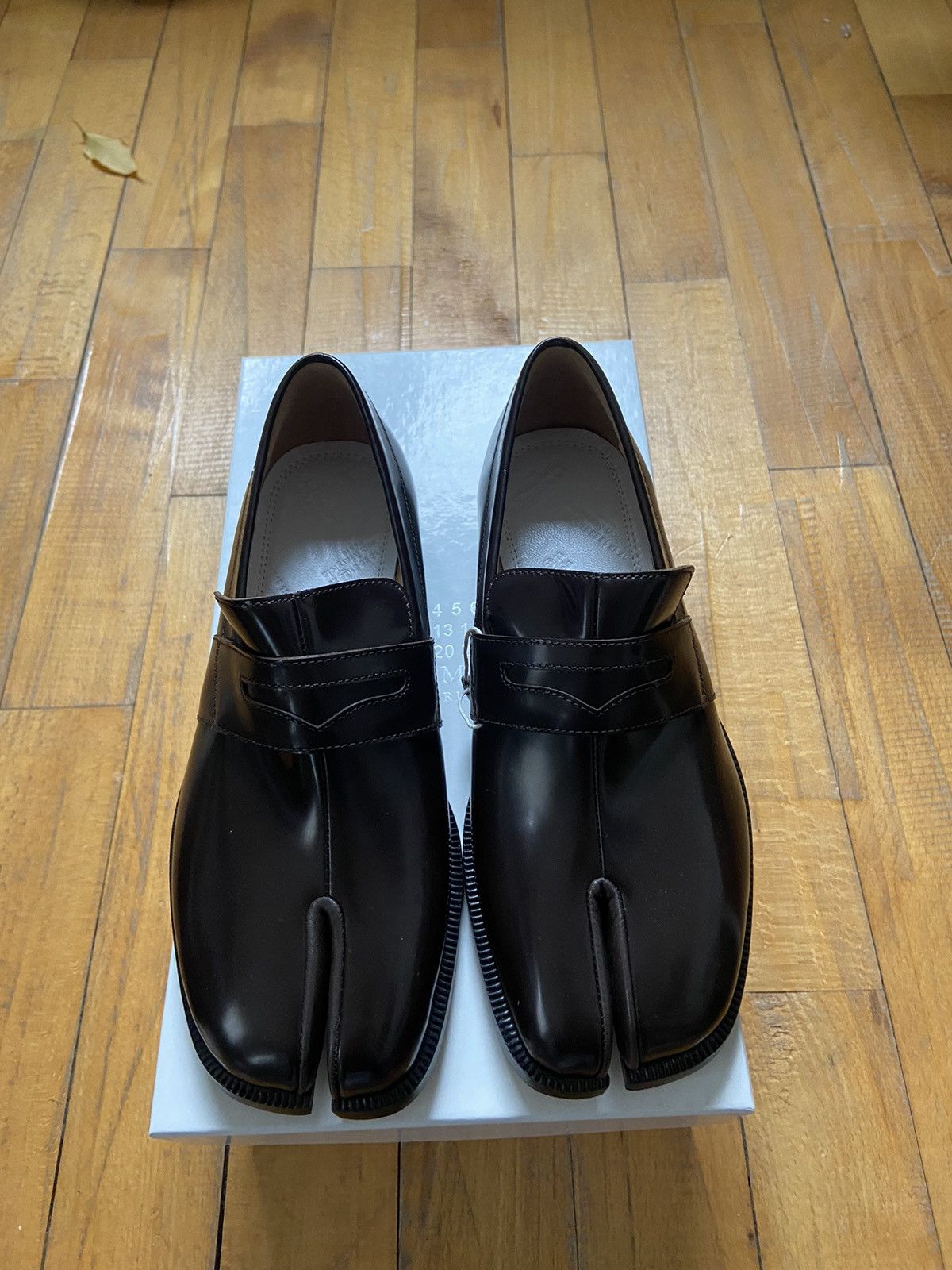 Maison Margiela Maison Margiella Tabi Mokassins New Brown 36.5 Size US 6.5 / IT 36.5 - 2 Thumbnail