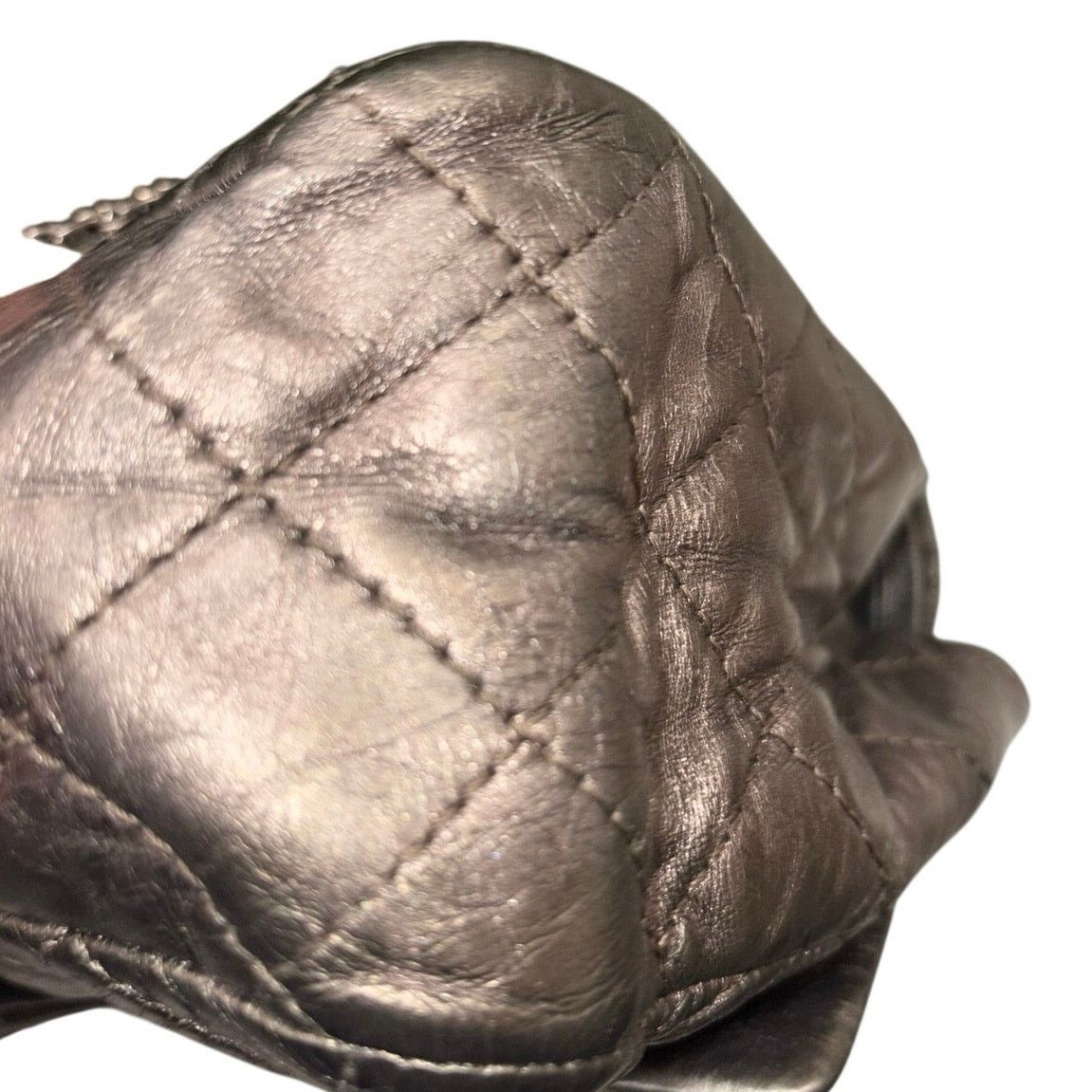 Chanel Chanel Reissue 2.25 227 Metallic Lambskin Double Flap Size ONE SIZE - 9 Thumbnail