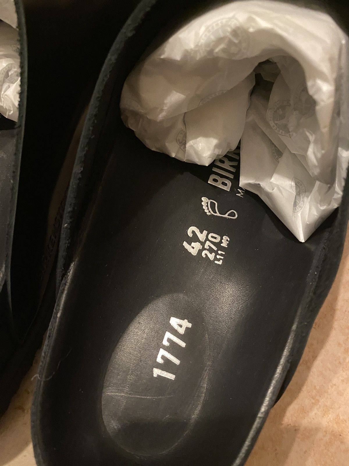 Birkenstock 🖤 Birkenstock 1774 glossy leather 33 dougal slip on Size US 9 / EU 42 - 6 Thumbnail