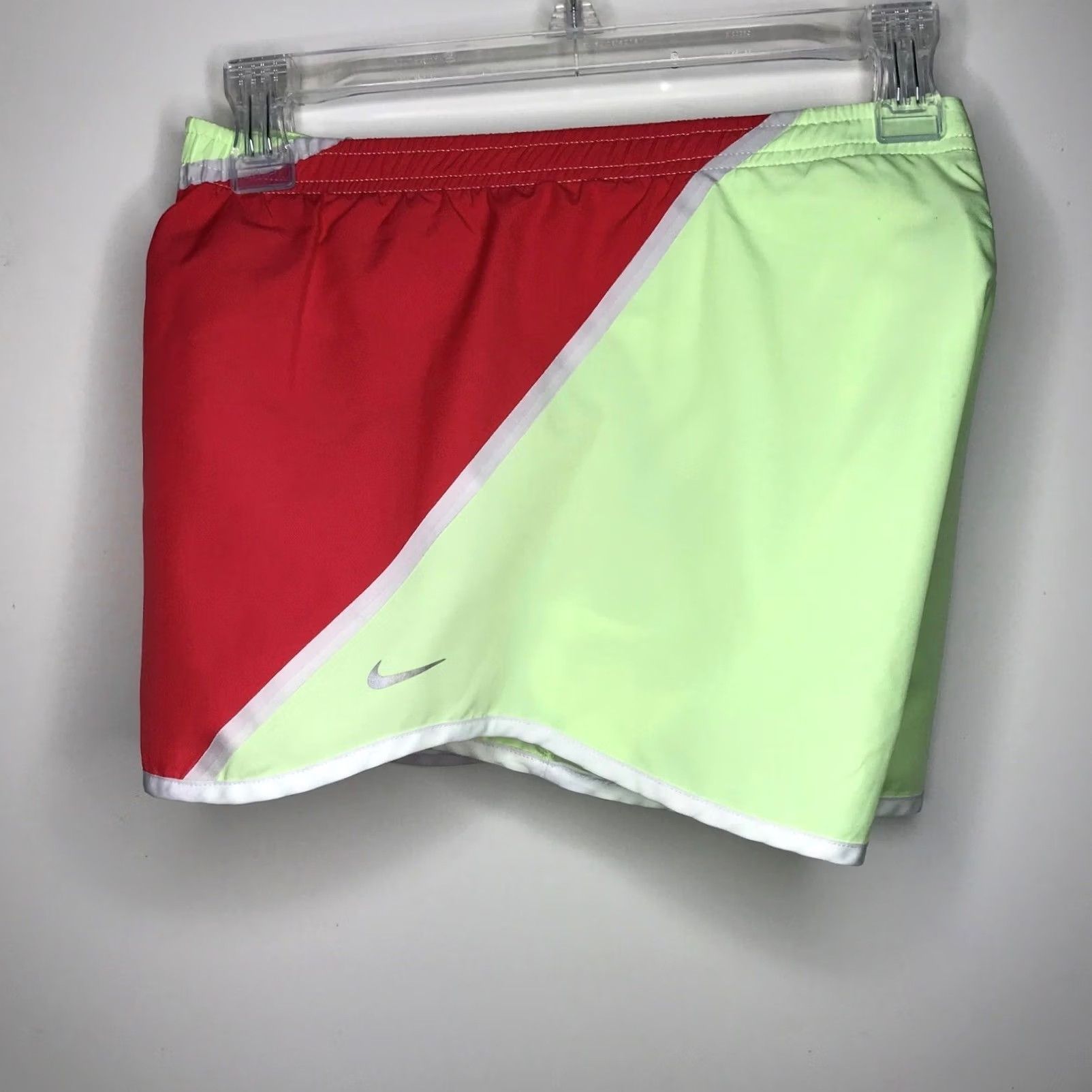 Nike Nike Dri Fit Running Shorts Womens Large Green Red Zip Pocket Activewear Size 36" / US 14 / IT 50 - 4 Thumbnail