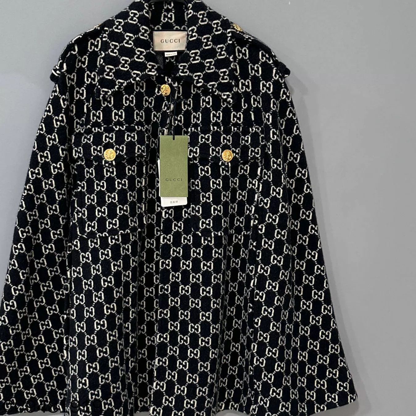 Gucci Gucci GG Monogram Cloak Coats XS 160 Size XS / US 0-2 / IT 36-38 - 1 Thumbnail