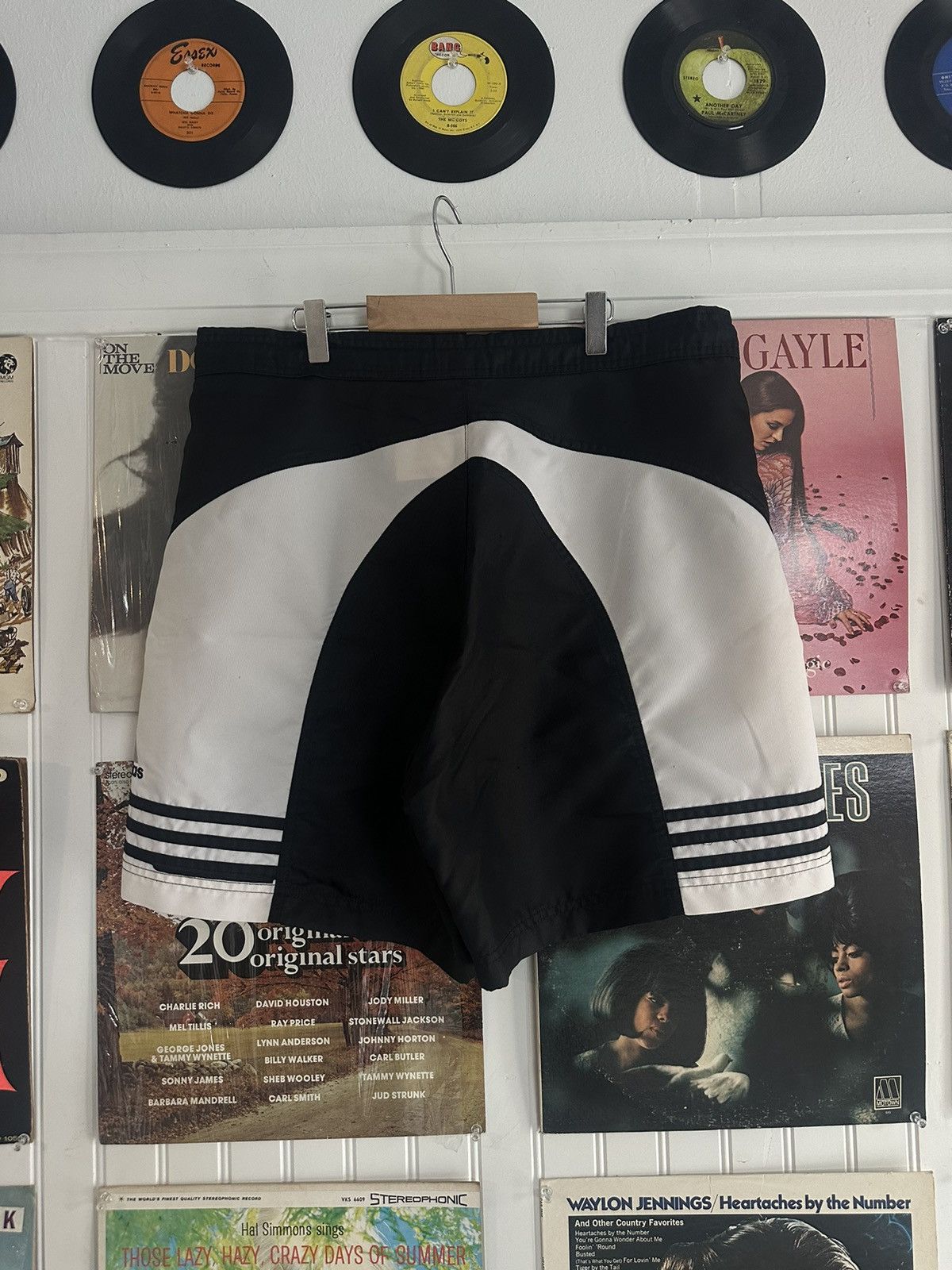 Adidas 90s Adidas black Nylon shorts Size US 38 / EU 54 - 2 Thumbnail