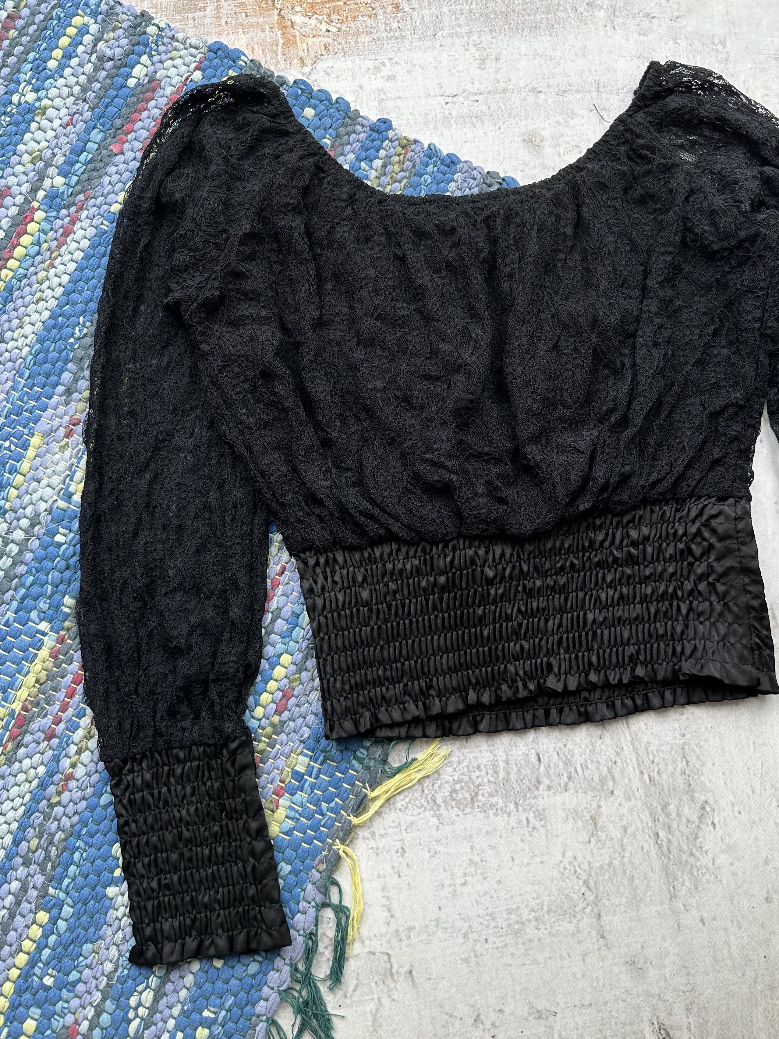 Vintage Vintage Lace Cropped Blouse A139(249) Size S / US 4 / IT 40 - 6 Thumbnail