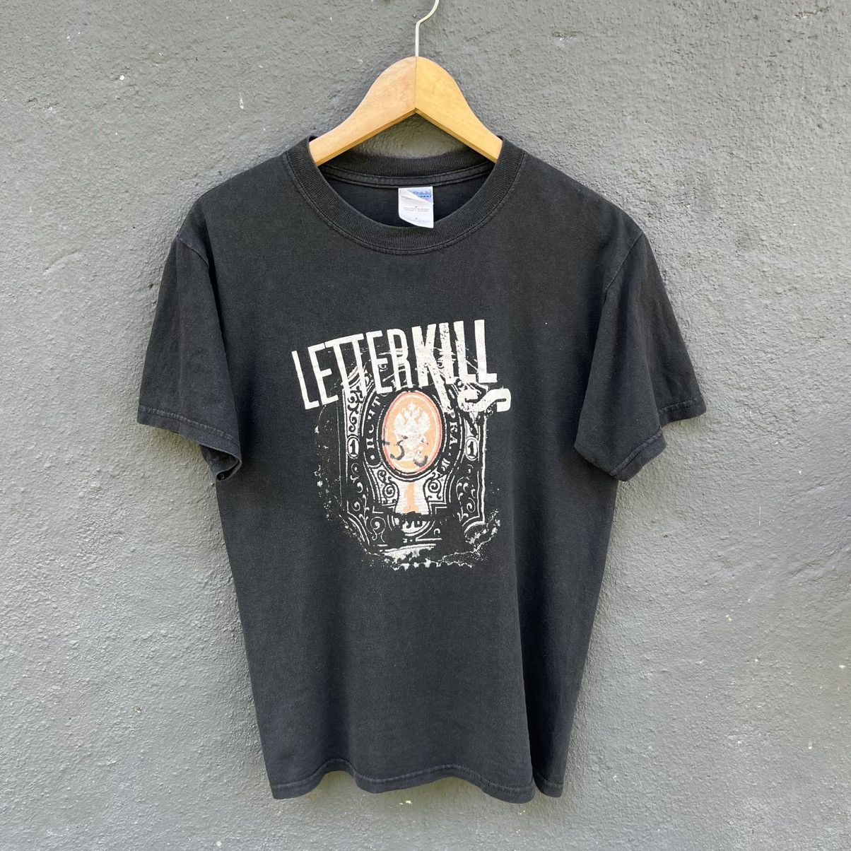 Band Tees Thrashed Faded Vintage Letter Kills Band Tee Size US S / EU 44-46 / 1 - 1 Thumbnail