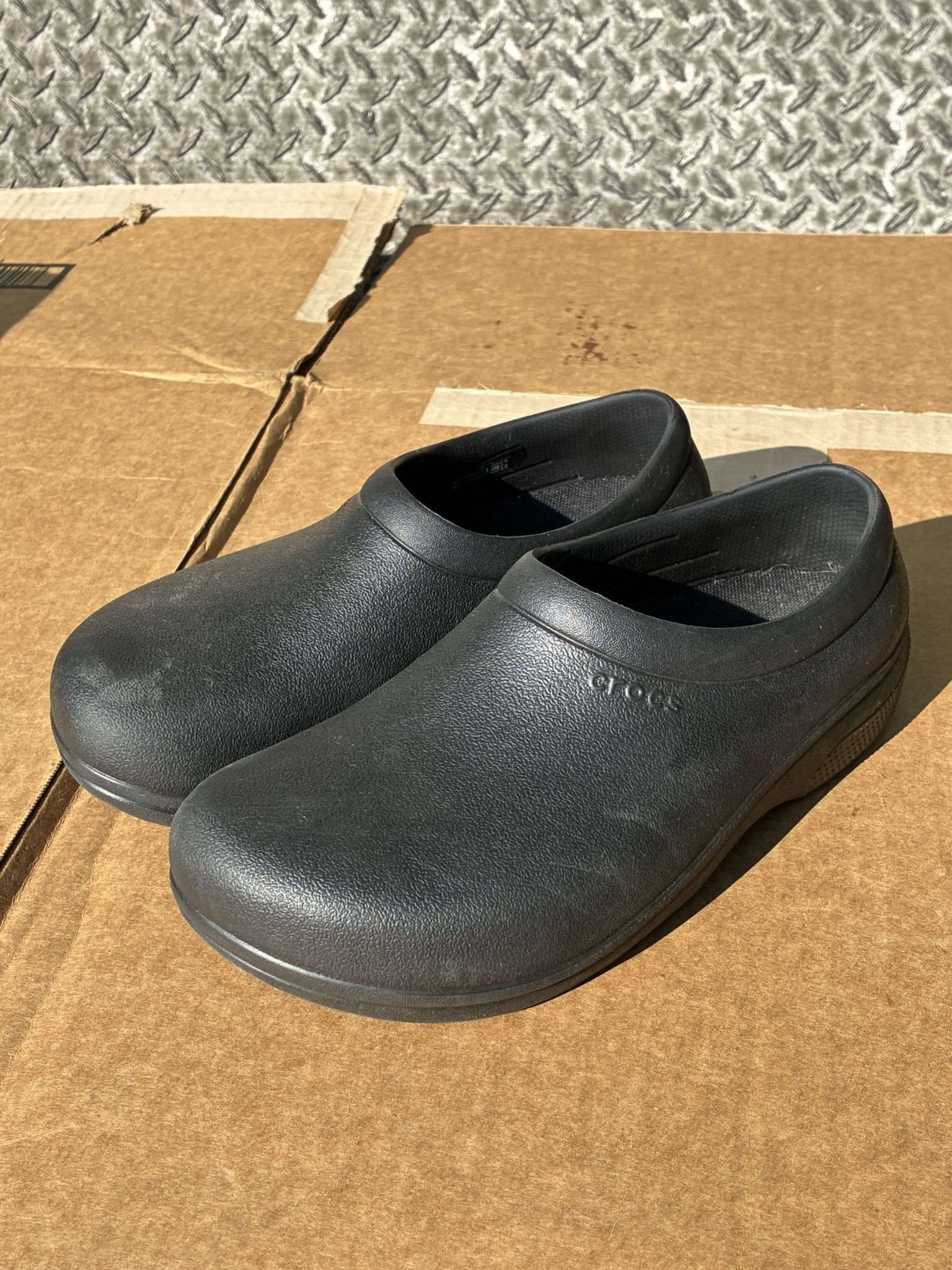 Crocs Crocs Slip Resistant Clog Black Non Slip Dual Comfort Size US 8 / IT 38 - 5 Thumbnail
