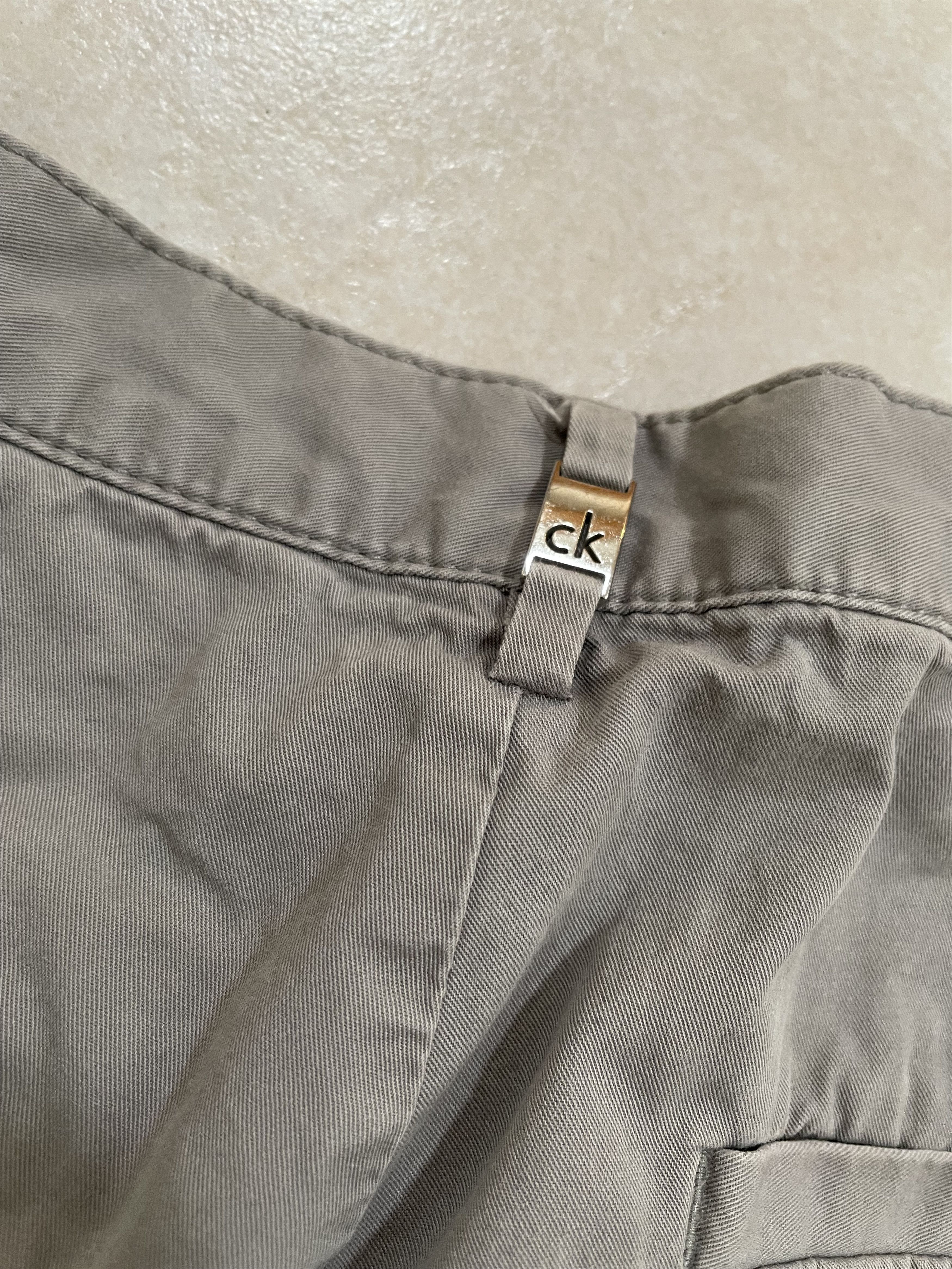 Calvin Klein Calvin Klein gray shorts size 30 Size US 30 / EU 46 - 3 Thumbnail
