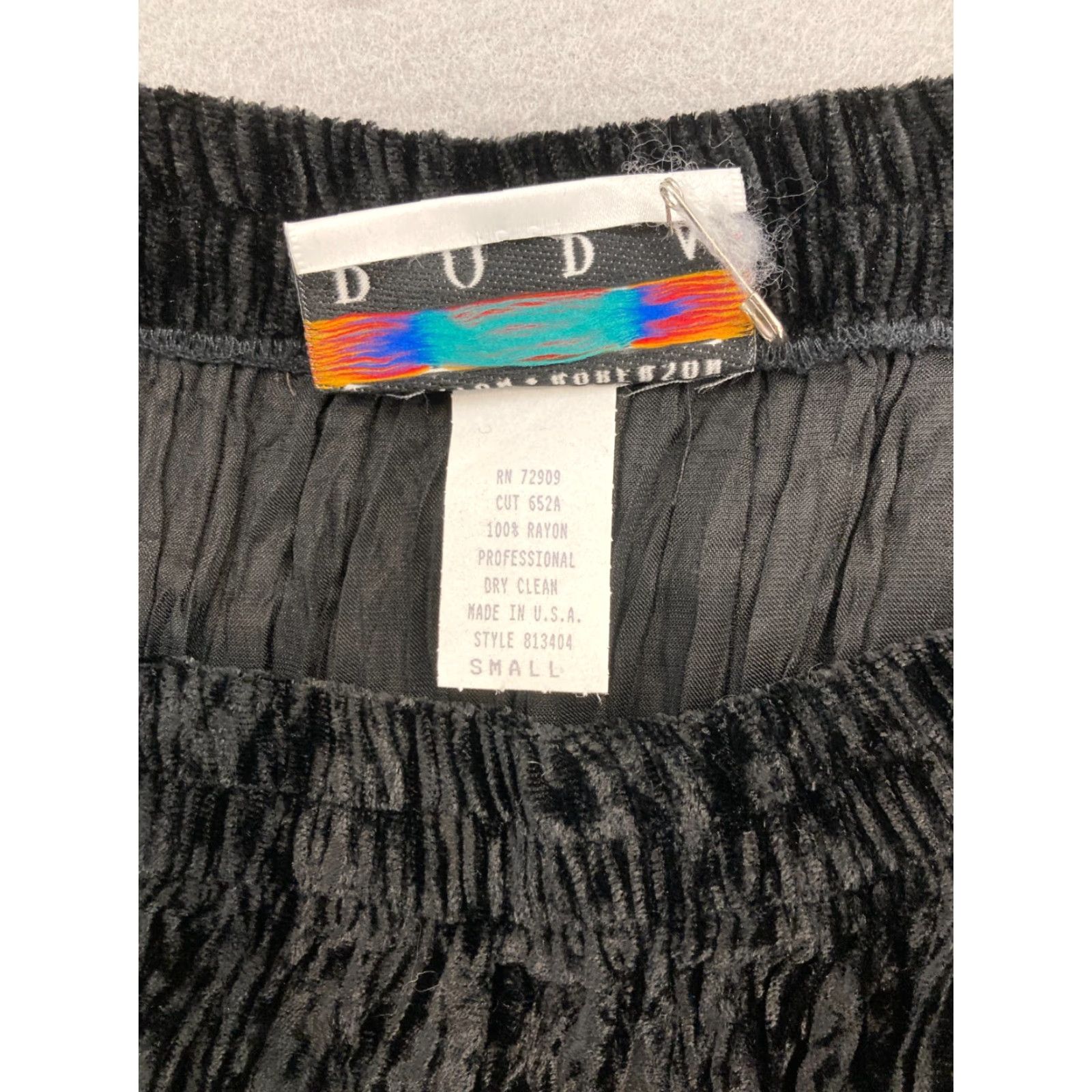 Velvet Vintage Hairston Roberson Women's Maxi Skirt Small Velvet Black 80s 90s Western Casual Size 28" / US 6 / IT 42 - 7 Thumbnail