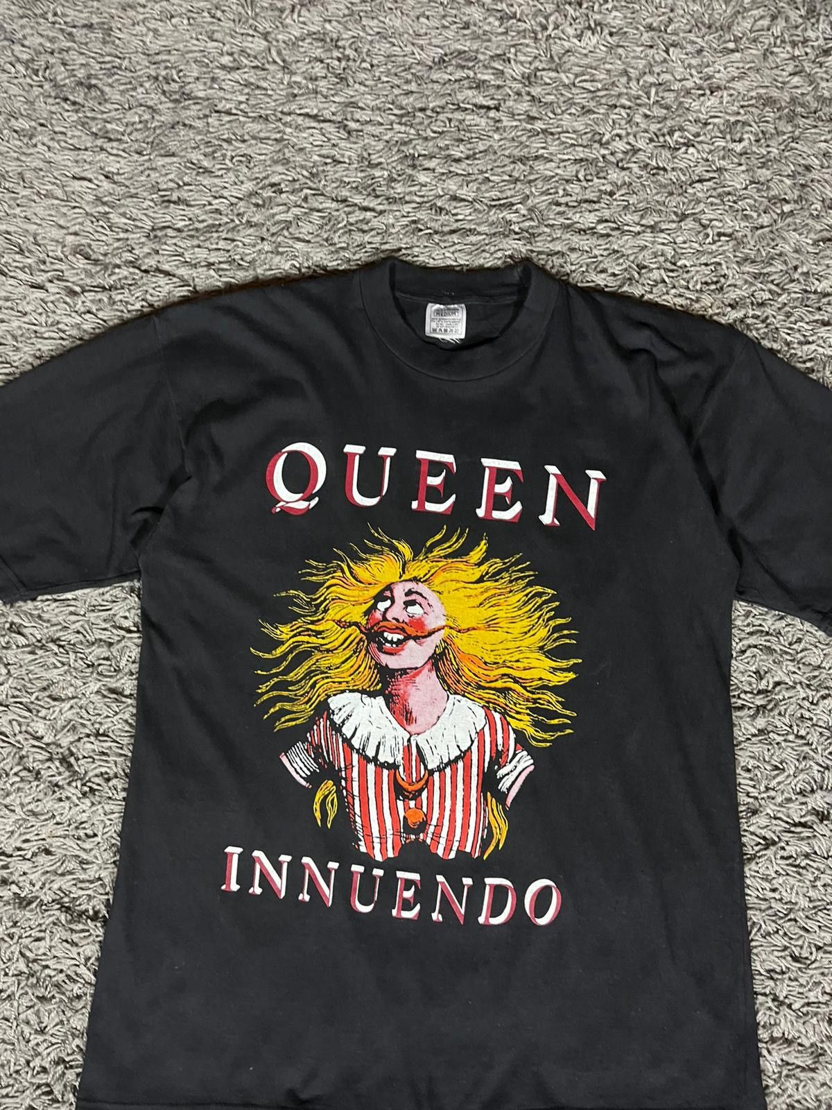 Band Tees Queen 1991 Innuendo Vintage Tshirt Music Album RARE Freddie Size US M / EU 48-50 / 2 - 2 Thumbnail