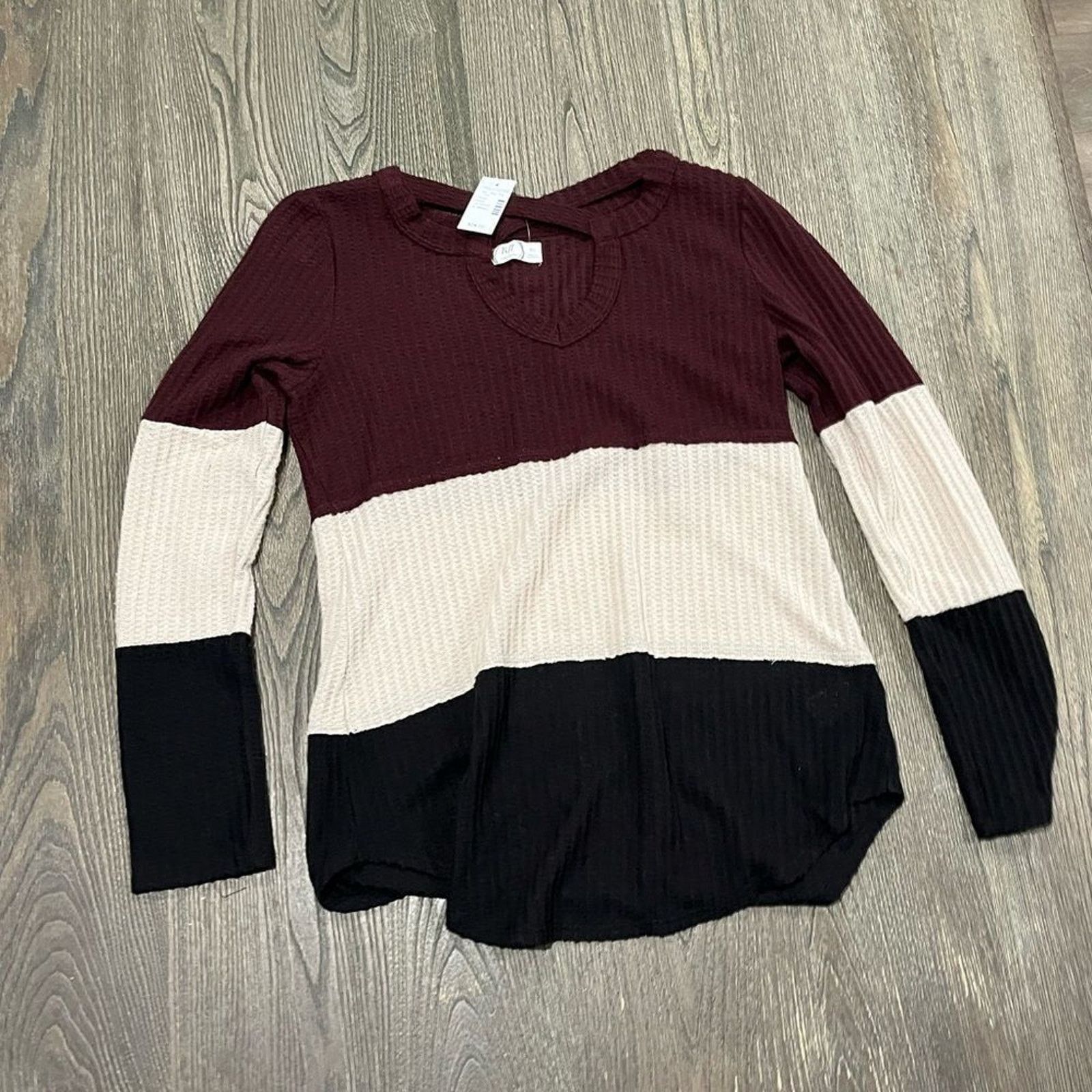 Vintage NWT 24/7 Maurices Thermal Tee Strappy Neck Waffle Knit XS Size XS / US 0-2 / IT 36-38 - 1 Thumbnail