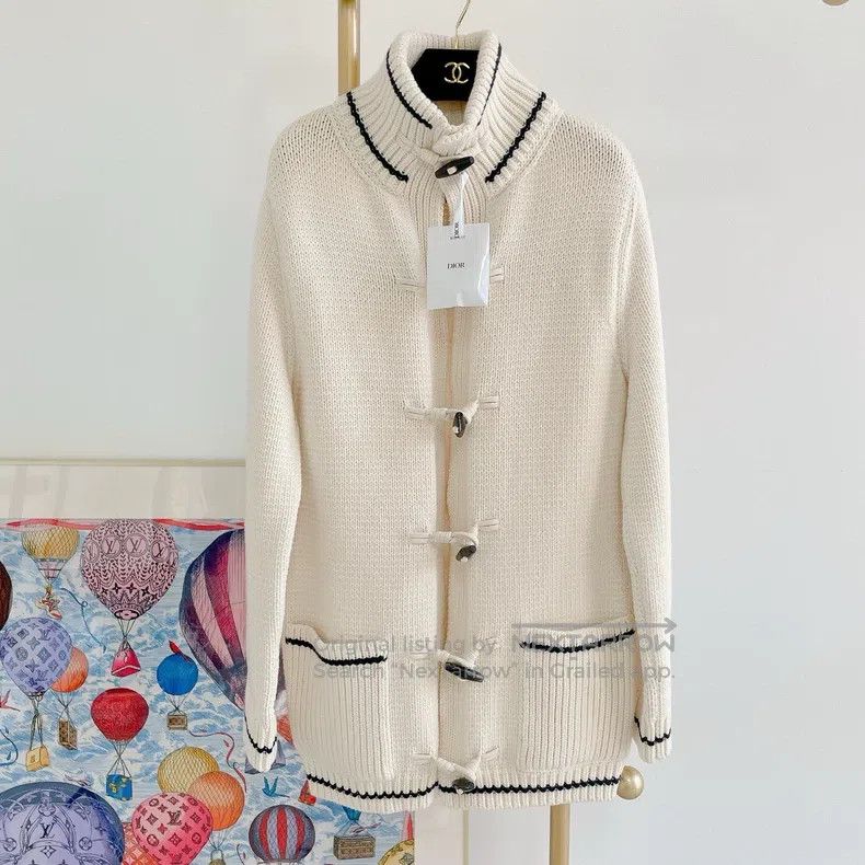 Dior Dior Beige knitted cardigan coat Size XS / US 0-2 / IT 36-38 - 1 Thumbnail
