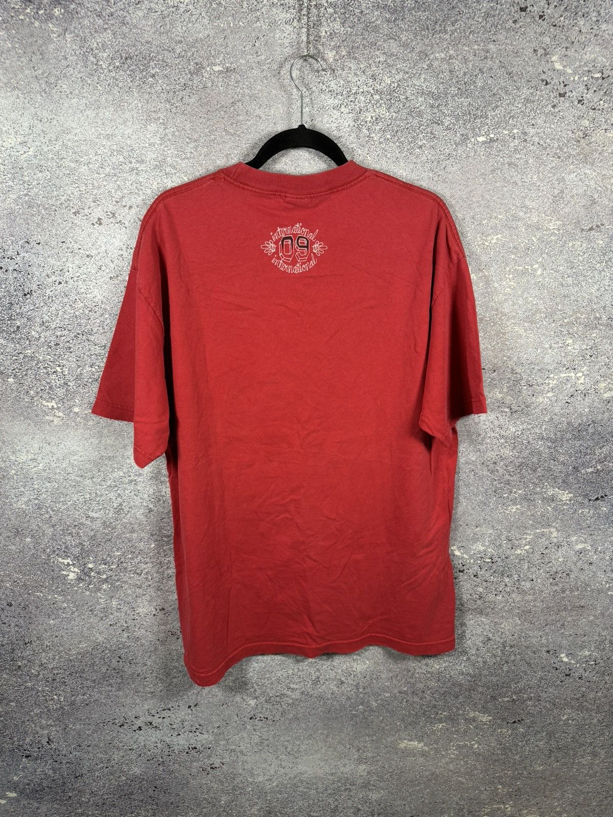 Hurley × Vintage Vintage Hurley International 09 Distressed Surfing T Shirt Size US XL / EU 56 / 4 - 10 Thumbnail