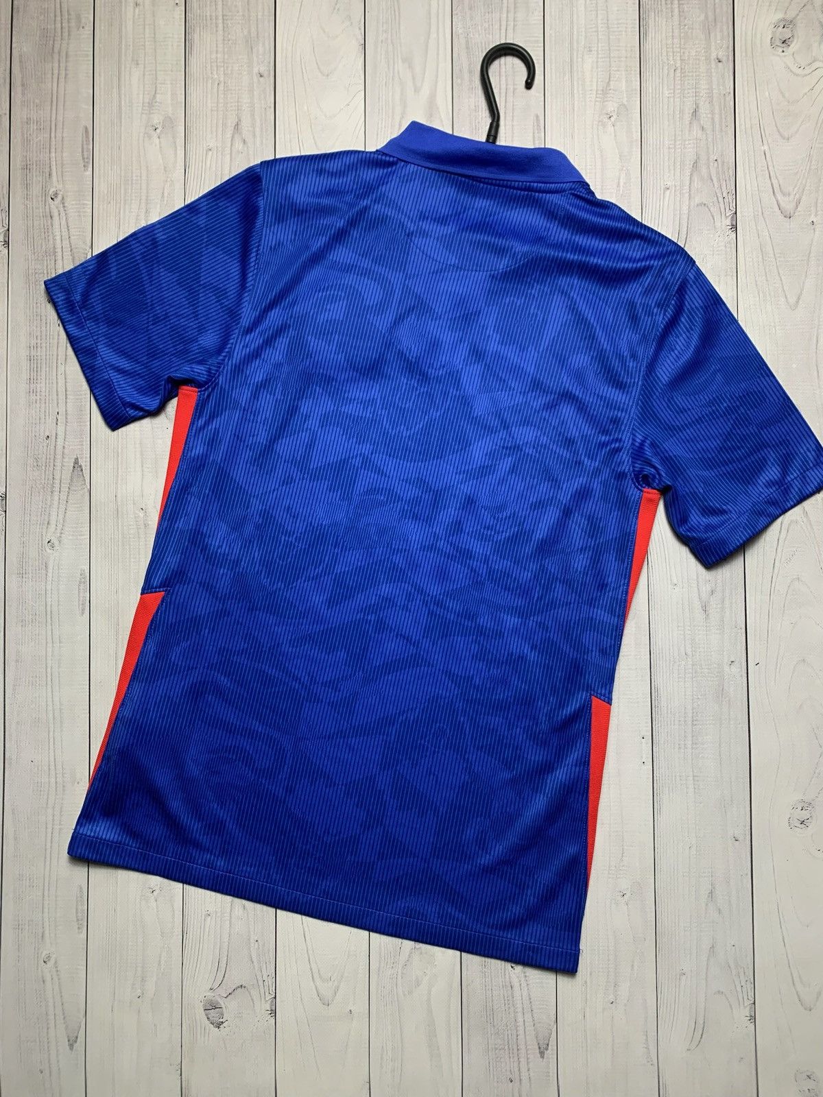 Nike Nike soccer jersey England size S blue logo Size US S / EU 44-46 / 1 - 6 Thumbnail