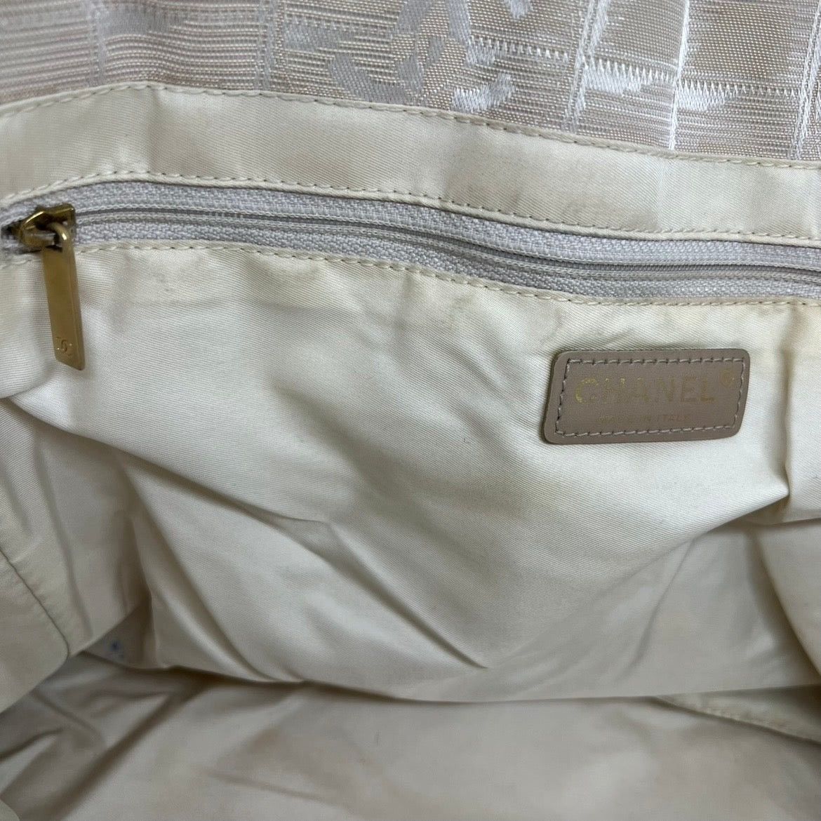 Chanel Chanel Travel Line Tote Bag Size ONE SIZE - 5 Thumbnail