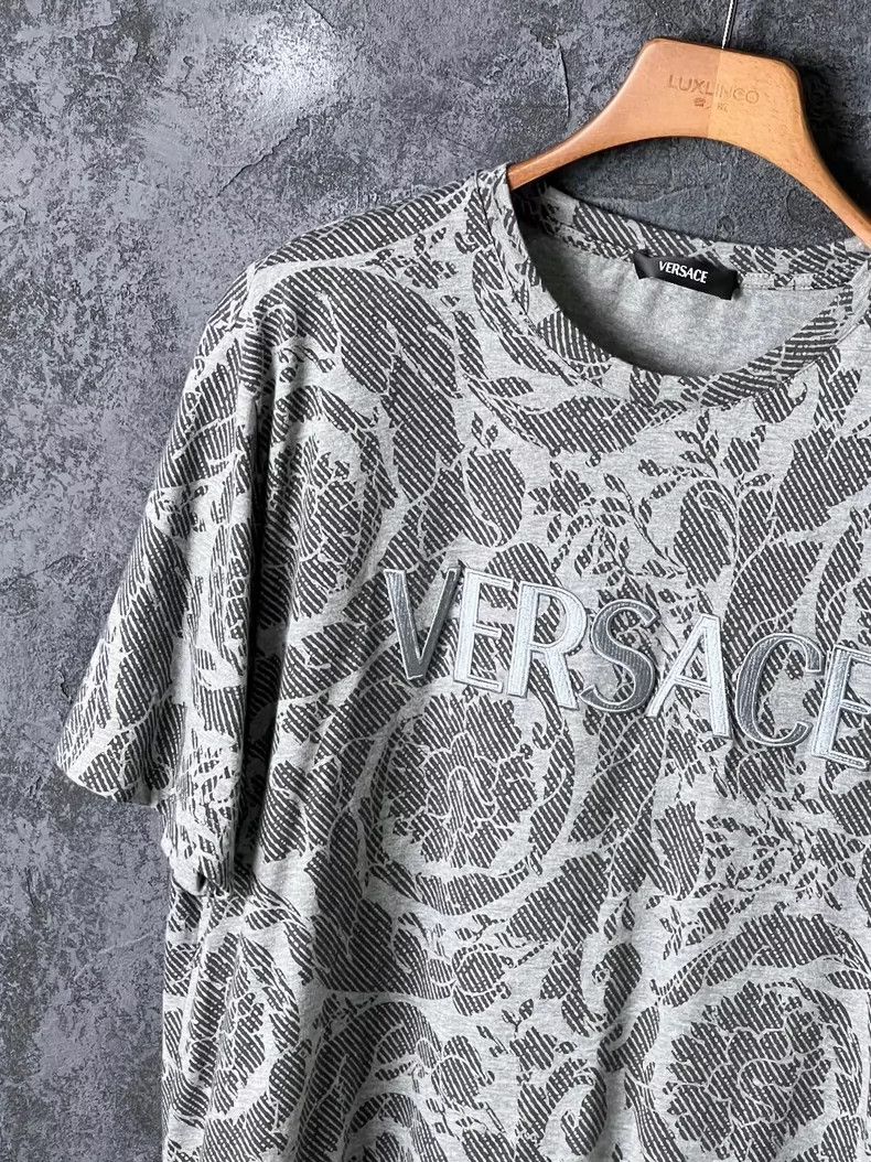 Versace Versace Letter embroidered cotton short sleeves Size US L / EU 52-54 / 3 - 5 Thumbnail
