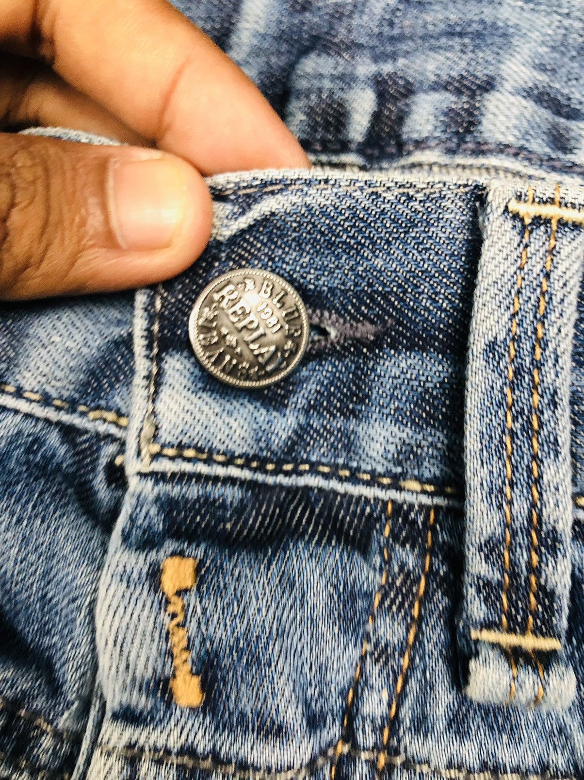 Replay REPLAY Regular Fit Distressed Jeans (38) Size US 31 - 8 Thumbnail