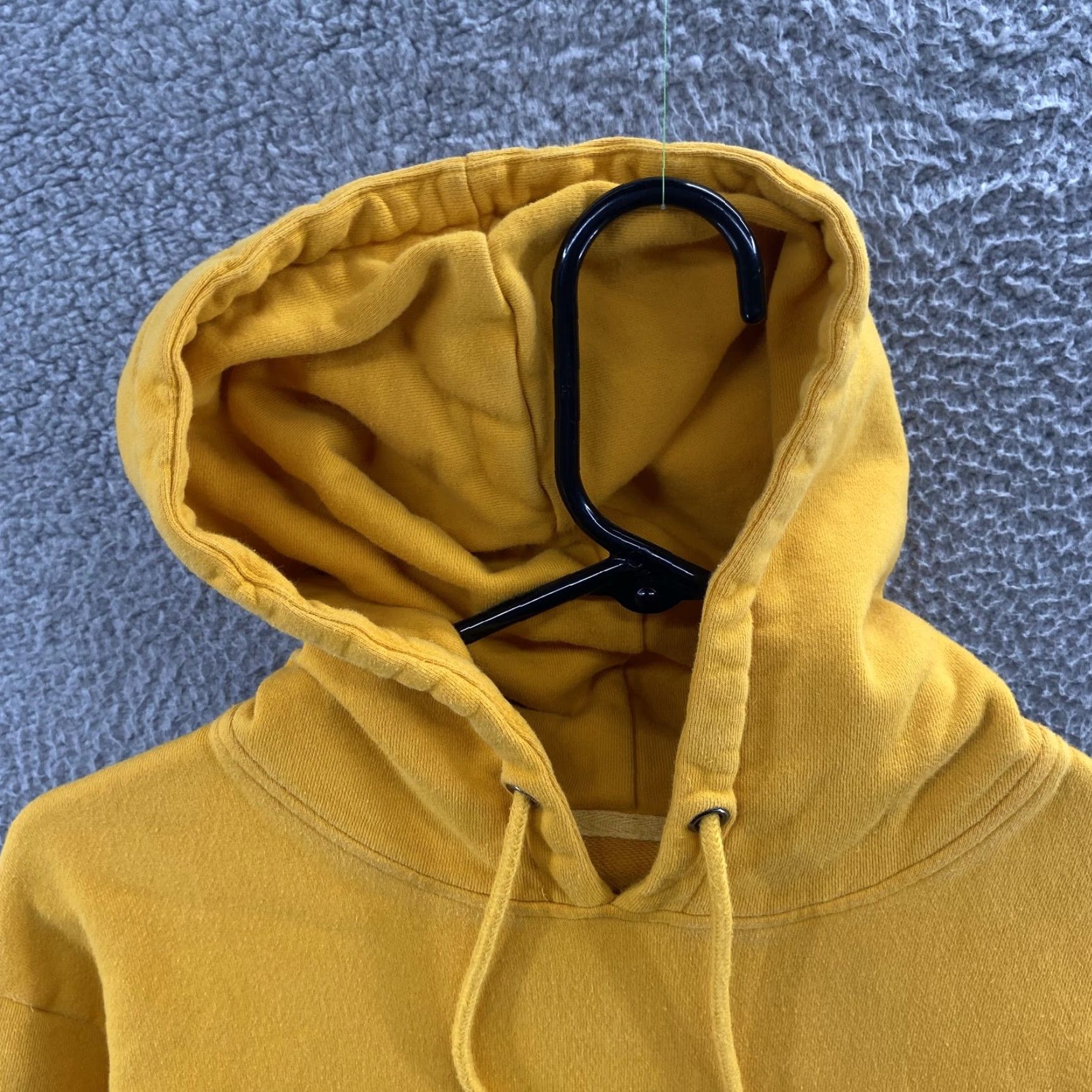 Kill Crew Hoodie Mens Medium Yellow Graphic Pullover Streetwear