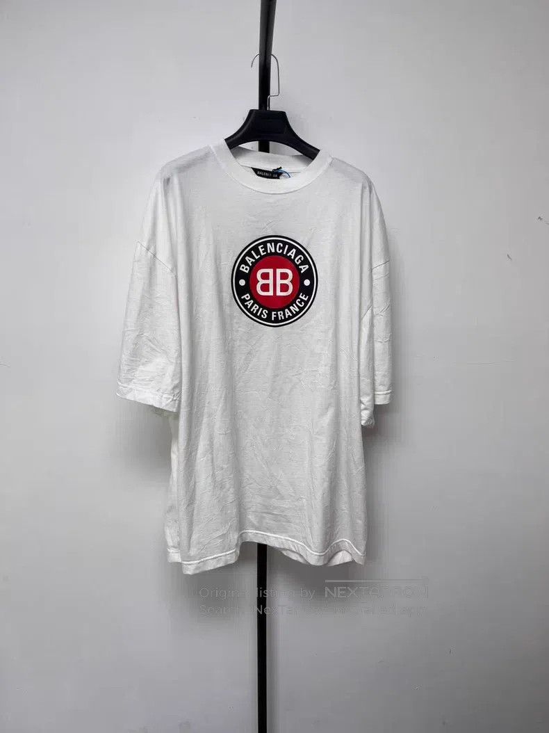 Balenciaga Balenciaga Double B round emblem logo printed short-sleeve Size US M / EU 48-50 / 2 - 1 Thumbnail