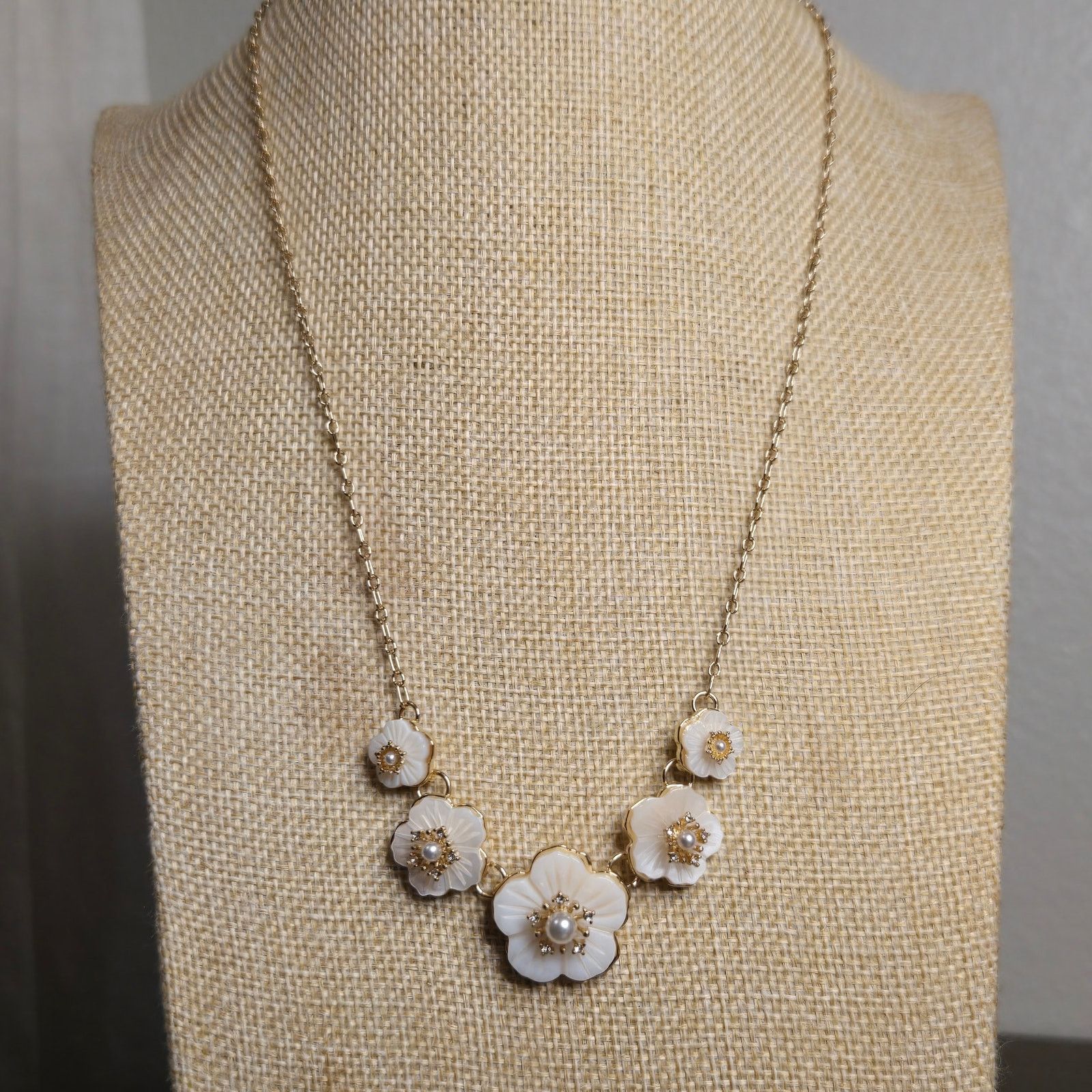 Pearled Ivory Gold Tone Ivory Floral Statement Necklace Spring Estate Glam Size ONE SIZE - 11 Thumbnail
