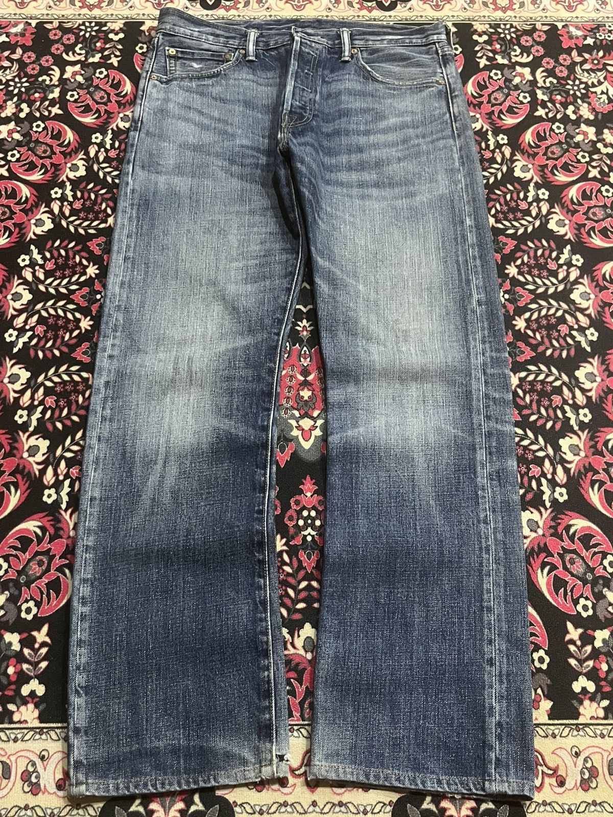 Vintage Levi’s 501 Blue Faded Washed Straight Leg Jeans