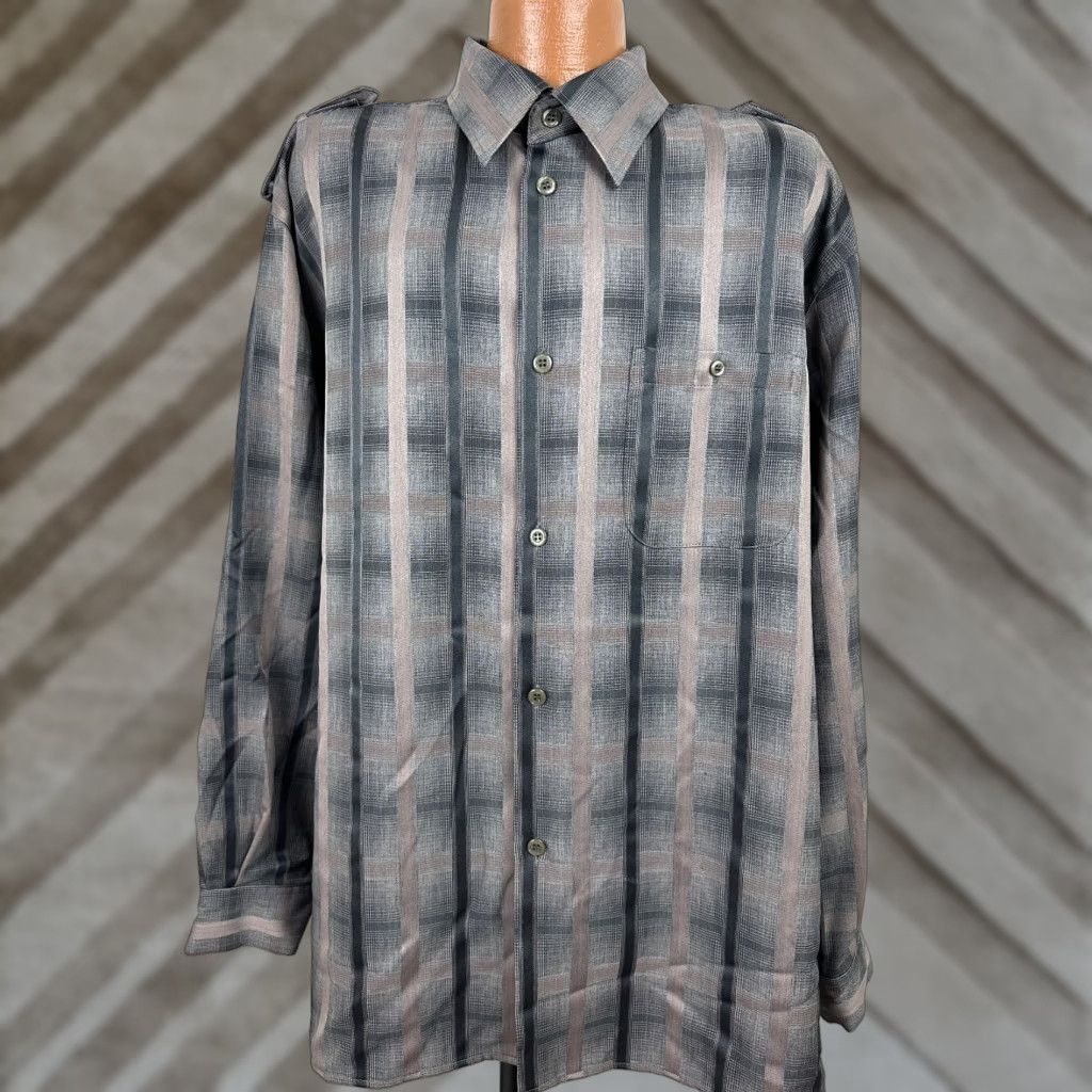 Vintage VINTAGE 90s PRONTI Shirt Men 2XL Button-Up Plaid Polyester Shadow Gray 27" Pit to Pit Pockets 32.5" Collared Sleeve Long Mens Size US XXL / EU 58 / 5 - 1 Thumbnail