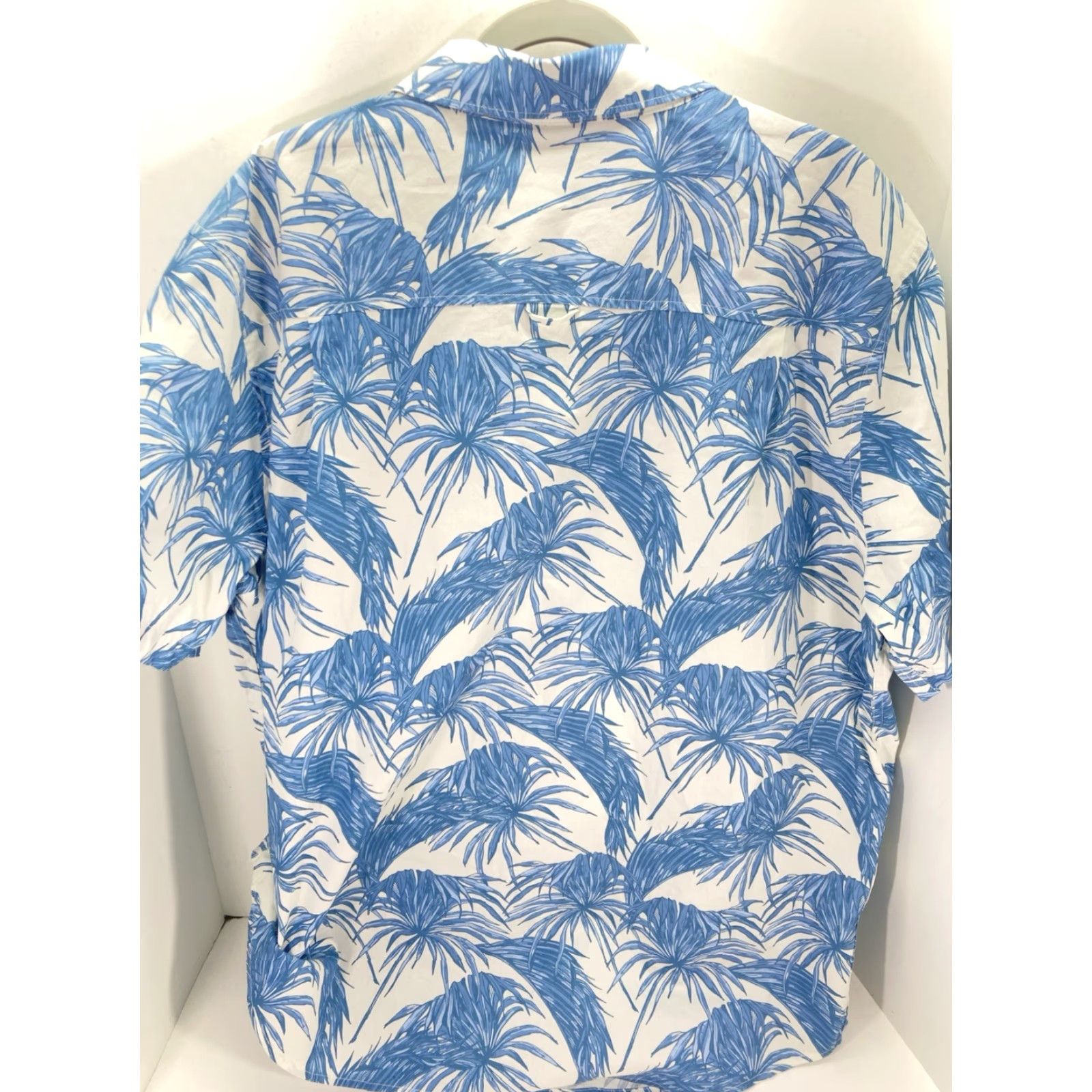 Hurley Hurley Patio Cabana Shirt Men 2XL Blue AOP Floral Button Short Sleeve Casual NWT Size US XXL / EU 58 / 5 - 7 Thumbnail