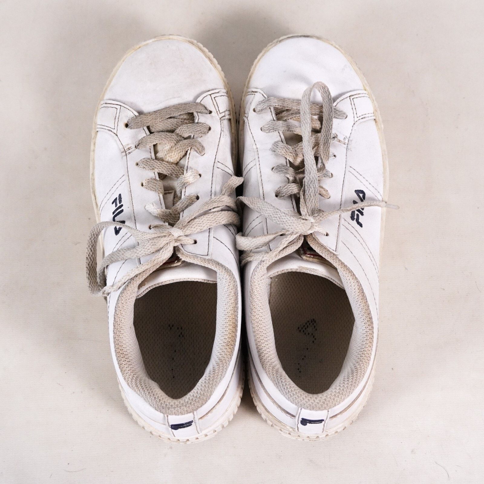 Fila Fila Athletic Shoes Casual Low Top Sneakers Women Size 7 Size US 7 / IT 37 - 4 Thumbnail