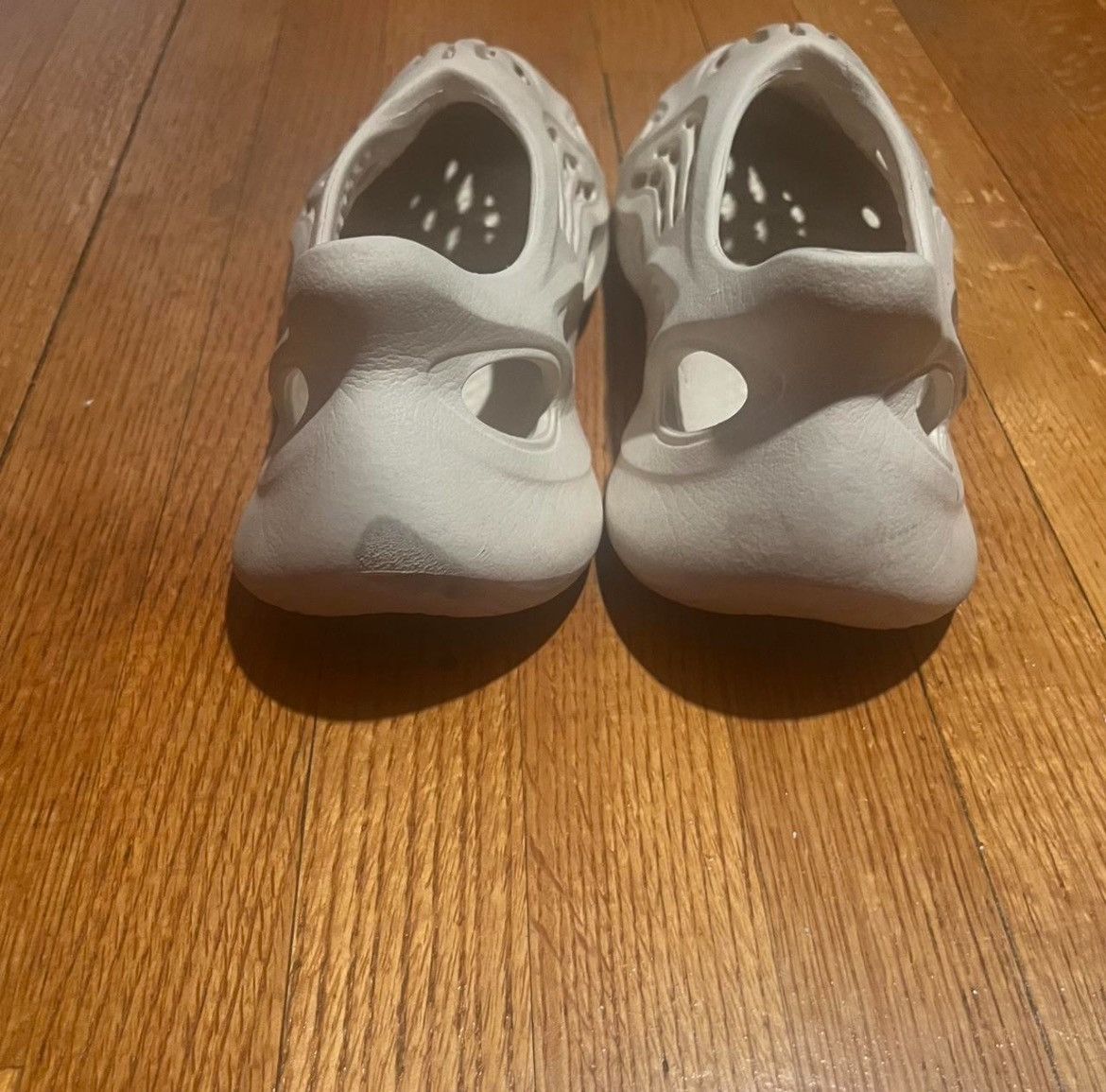 Adidas Yeezy Foam RNNR “Sand” Size US 10 / EU 43 - 3 Thumbnail