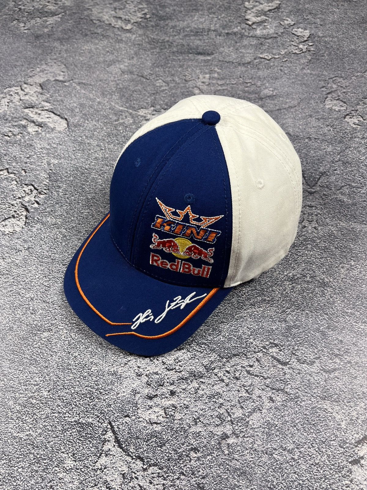 Pepe Jeans × Red Bull Vintage Red Bull KINI racing cap Size ONE SIZE - 1 Thumbnail