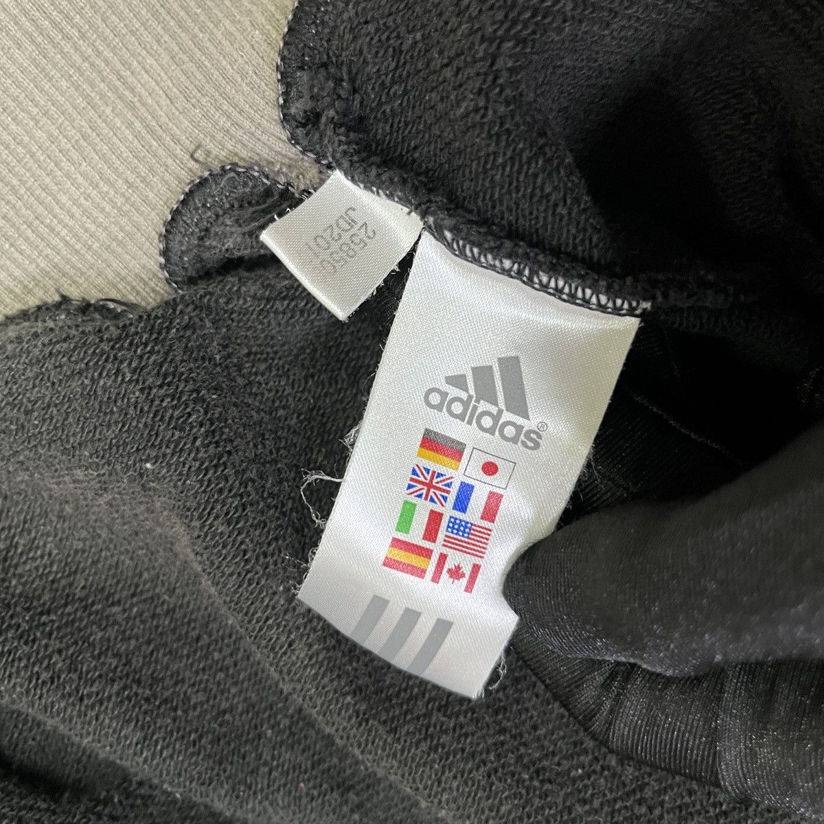 Adidas × Vintage Vintage Adidas Tracktop Size US S / EU 44-46 / 1 - 9 Thumbnail