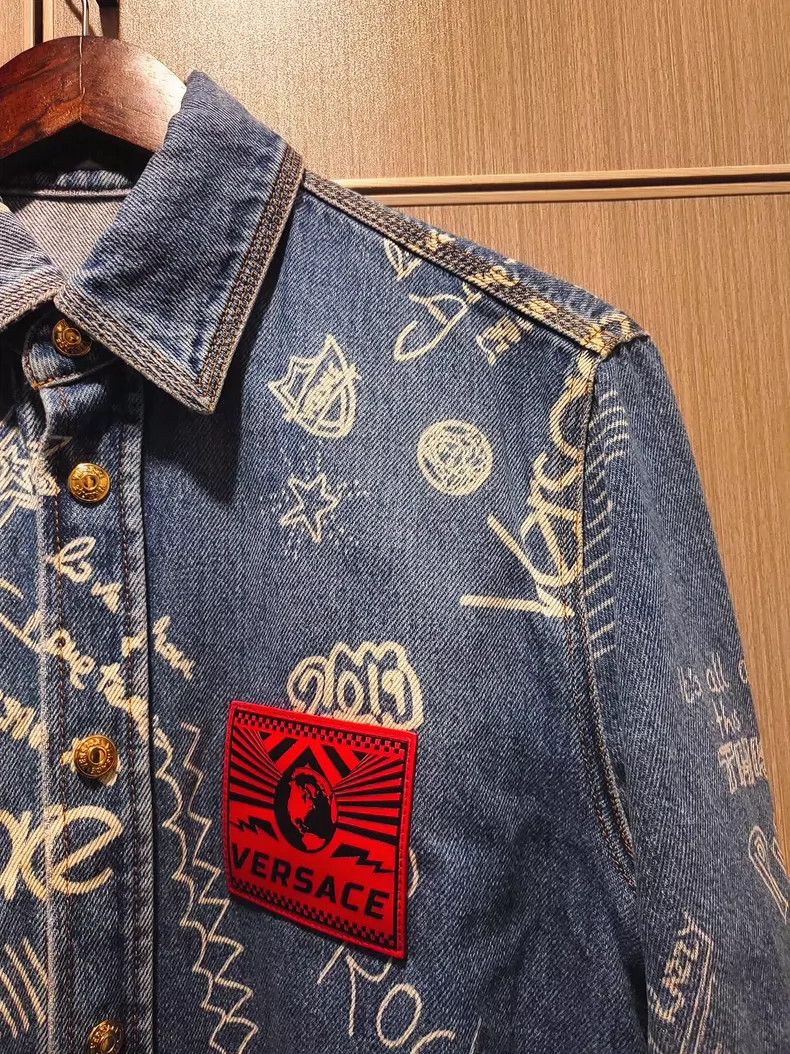 Versace Versace Graffiti denim jacket Size US S / EU 44-46 / 1 - 3 Thumbnail