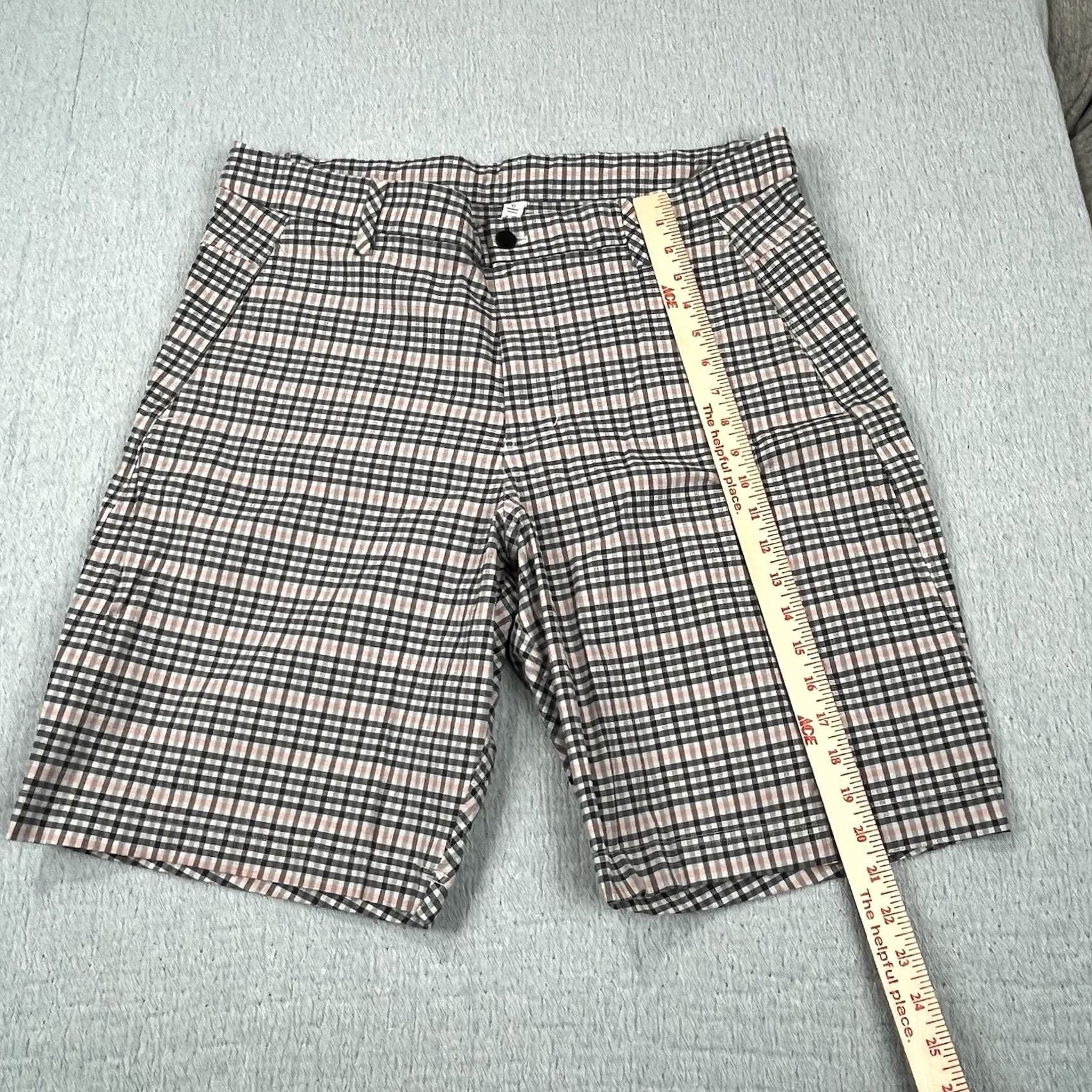 Lululemon Lululemon Shorts Mens 40 Plaid Zip Pocket Lightweight Athletic Performance Chino Multicolor Sports Outdoor 10in Inseam Mens Size US 40 / EU 56 - 2 Thumbnail