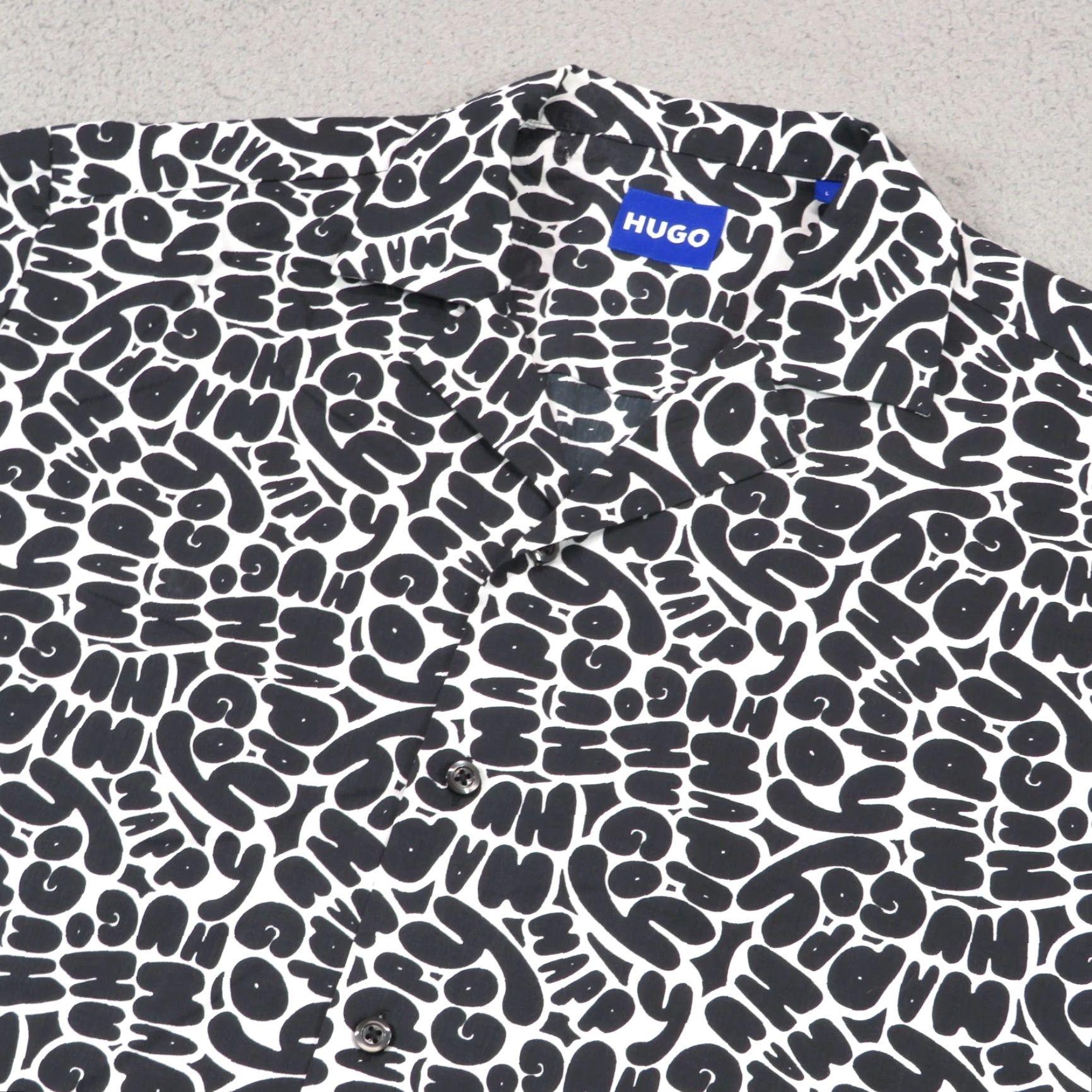 Hugo Boss HUGO Shirt Mens L Oversized All Over Graphic Logo Print Camp Collar Poplin Shirt Mens L Black Graphic Print All Seasons Oversized HUGO BOSS Mens Shirt Size US L / EU 52-54 / 3 - 3 Thumbnail