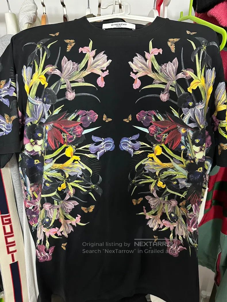 Givenchy Givenchy Short Sleeve Size US XS / EU 42 / 0 - 1 Thumbnail
