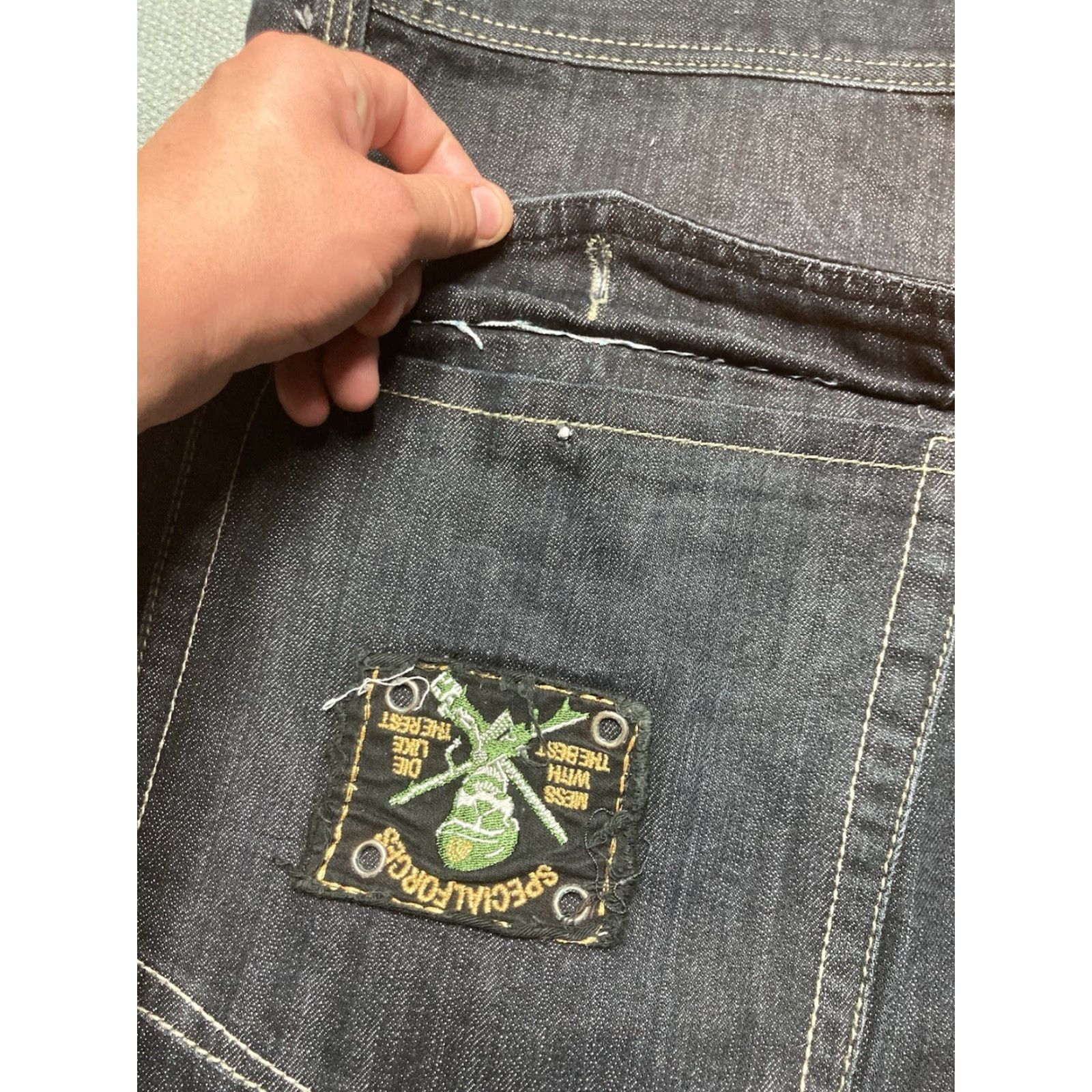 Vintage VINTAGE Regal Jeans Jeans Men 43 Black Hip Hop Wide-Leg Baggy Y2K Army Military Goth Skate Size US 43 - 4 Thumbnail