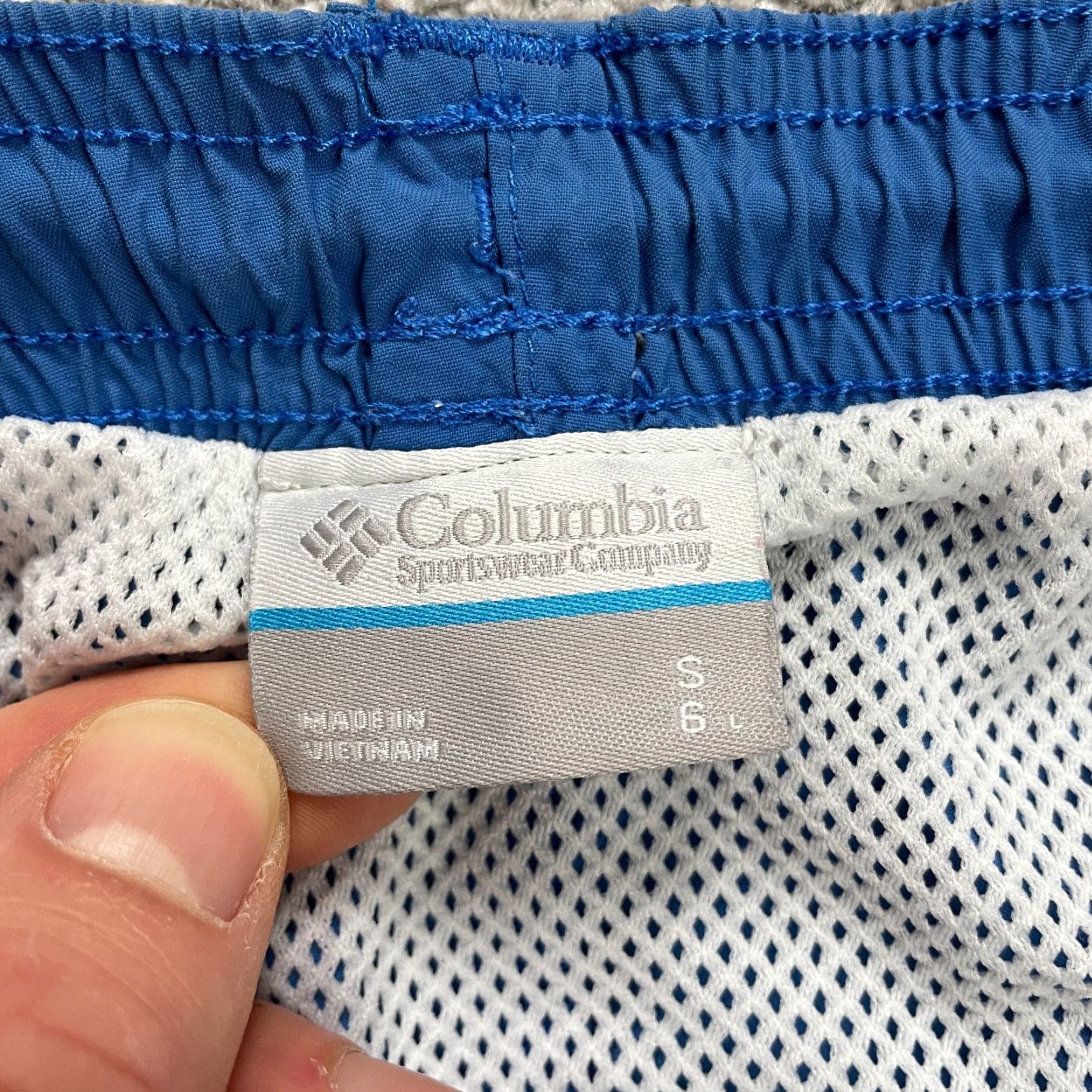 Vintage Columbia PFG Backcast Water Shorts Mens Small Blue Nylon Elastic Waist Shorts Mens Blue Nylon Backcast PFG Beach Size US 29 - 7 Thumbnail