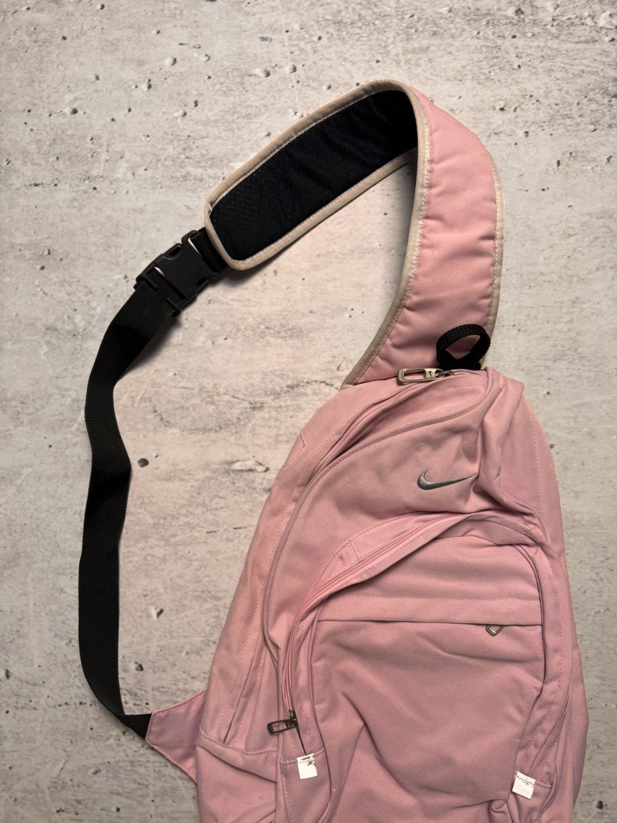 Nike × Vintage NIKE VINTAGE BROWN BASIC SLING BAG DRIP DROLL Size ONE SIZE - 2 Thumbnail