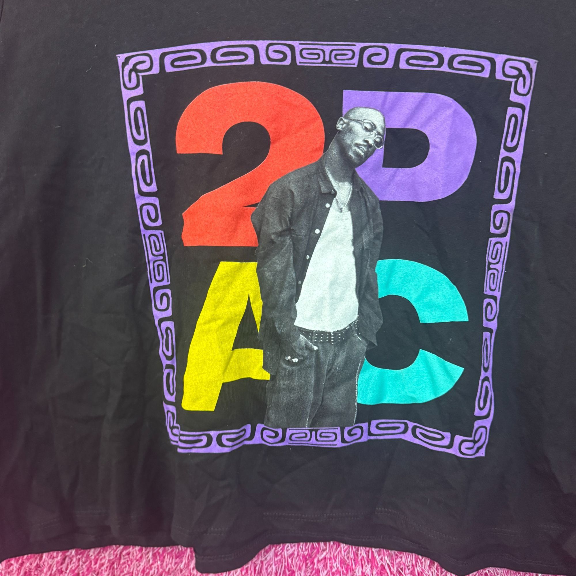 Rap Tees 2Pac Color Spell Out Fresh Out the Joint Hip Hop Crop Top 2X Size XXL / US 16-18 / IT 52-54 - 2 Thumbnail
