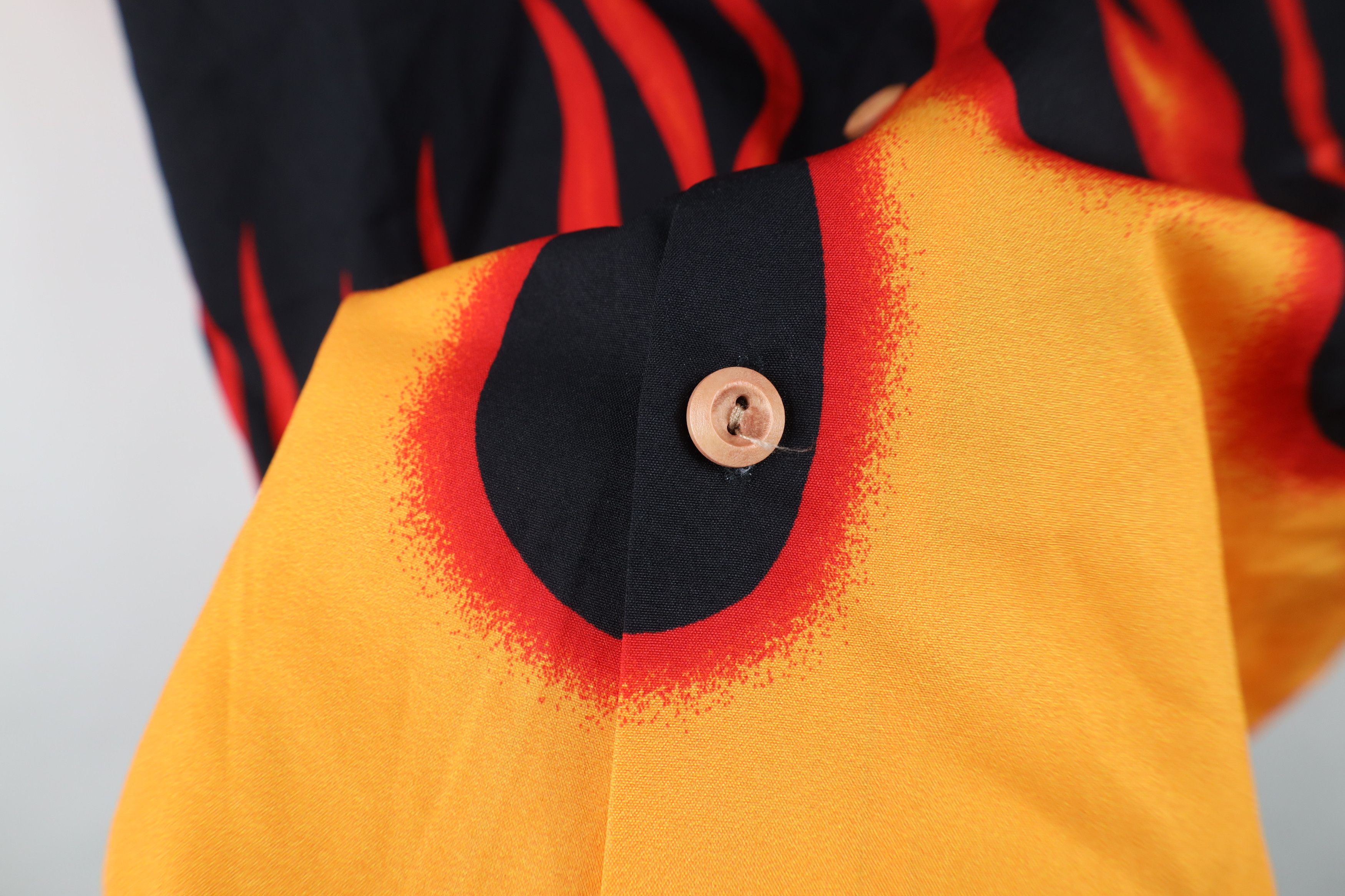 Vintage Vintage 90s Y2K Streetwear Fire Flames Collared Button Shirt Size US L / EU 52-54 / 3 - 5 Thumbnail
