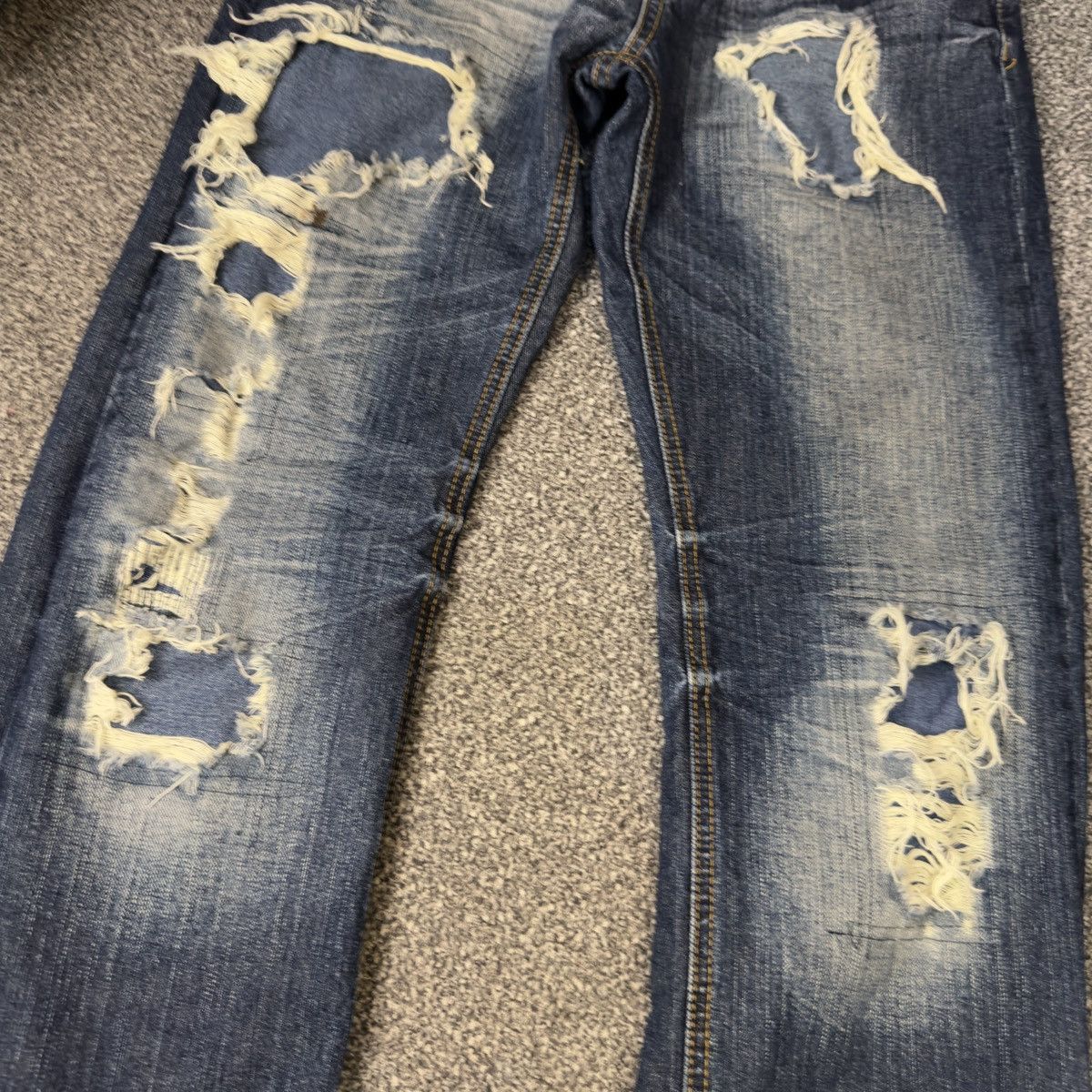 Dsquared2 🔥 Thrashed Dsquared Distressed Y2K Grunge Punk Denim Size US 30 / EU 46 - 6 Thumbnail