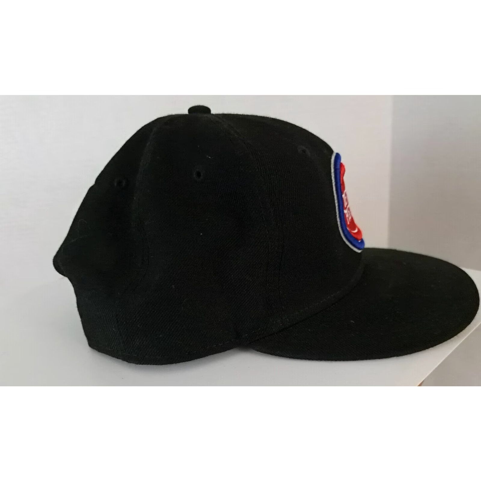 New Era VINTAGE Detroit Pistons Basketball Black 100% Wool Adjustable New Era Hat Size ONE SIZE - 2 Thumbnail