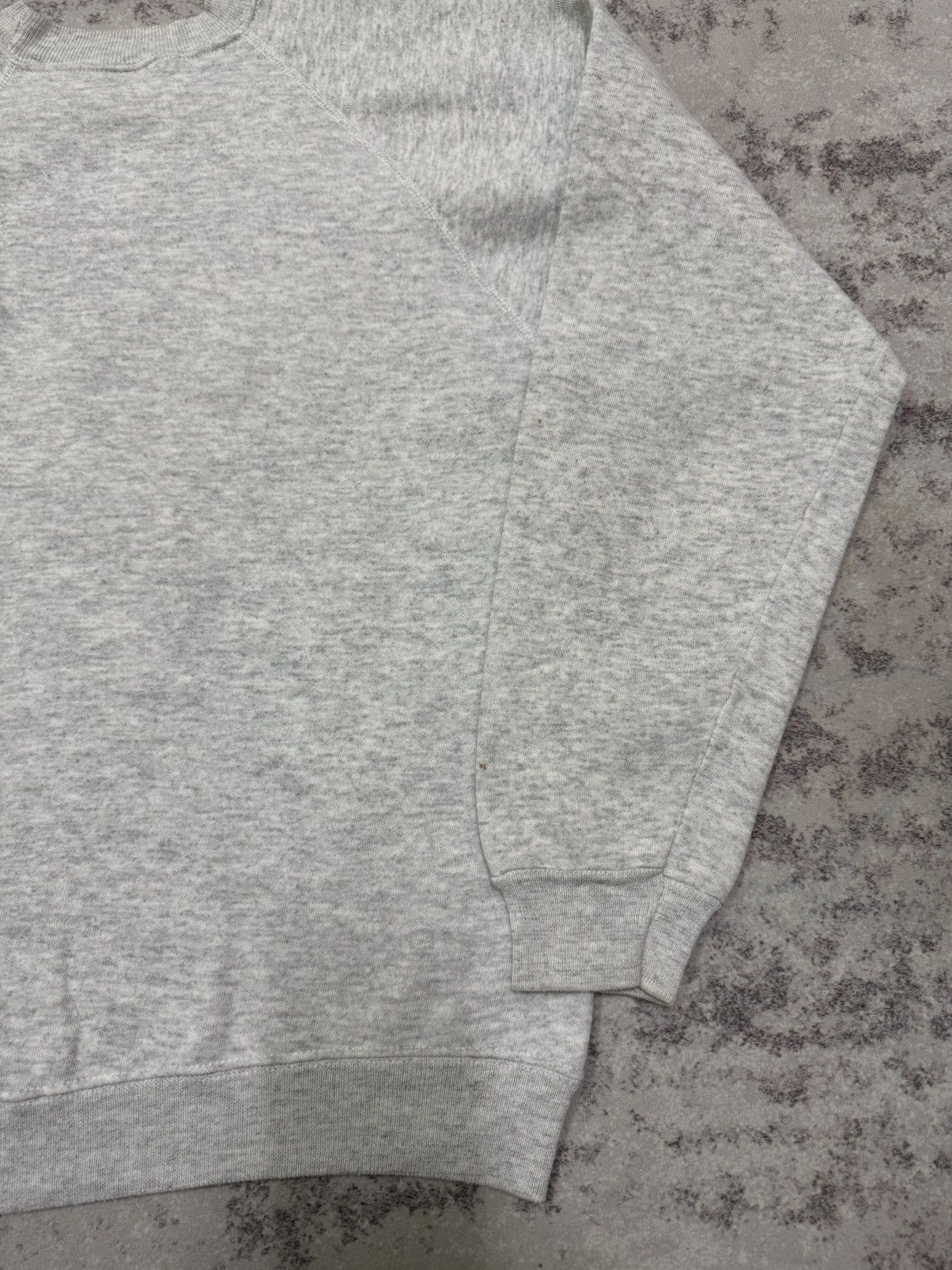 Hanes Vintage 90s Hanes Made In Usa Biglogo Crewneck Sweatshirt Size US S / EU 44-46 / 1 - 12 Thumbnail