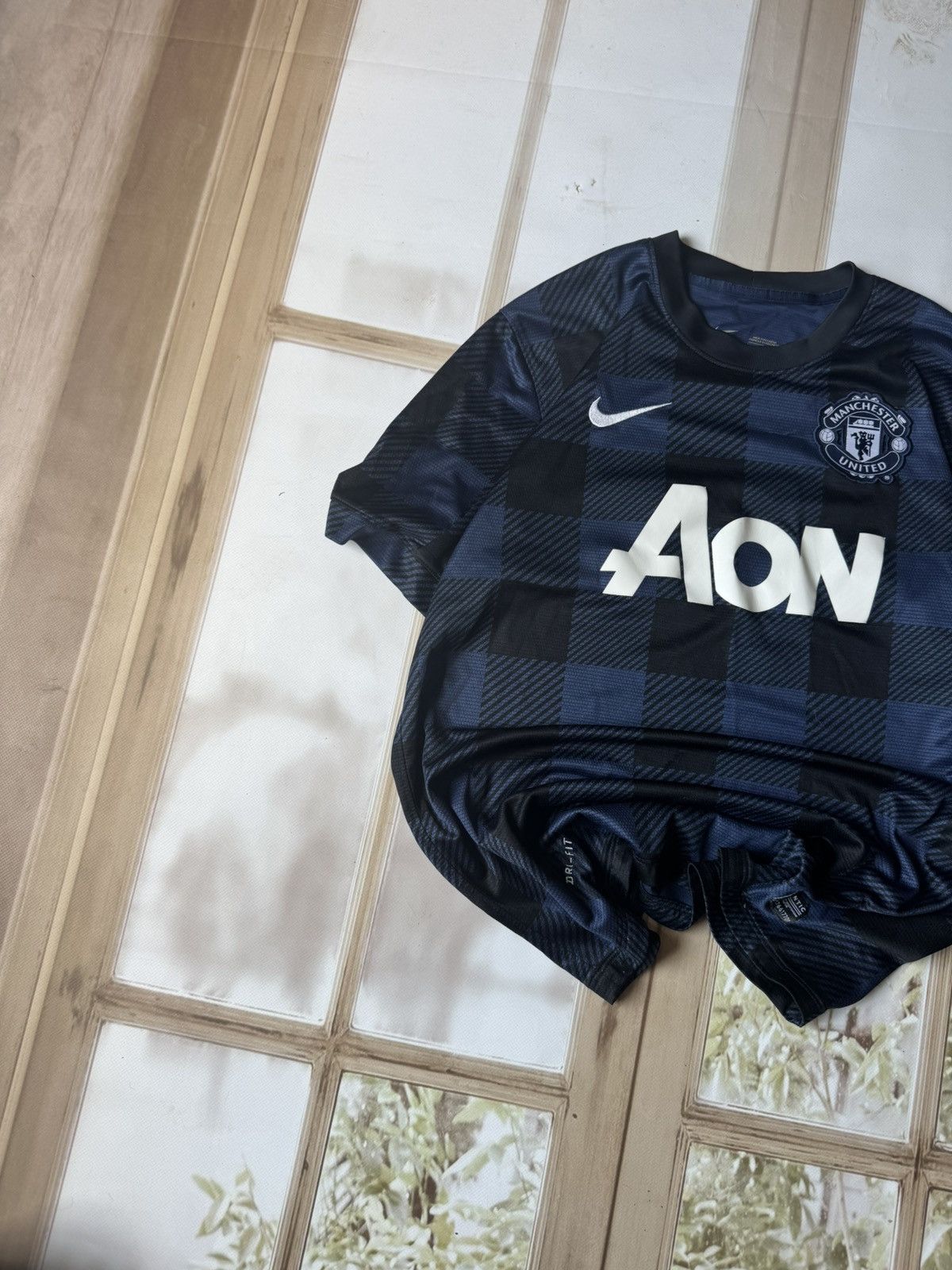 Nike Vintage Nike Manchester United 2012/13 Away Jersey - AON Size US M / EU 48-50 / 2 - 2 Thumbnail