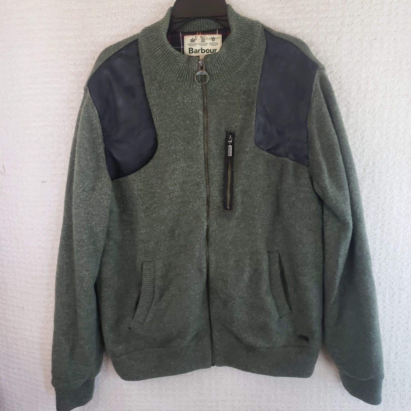 Barbour Barbour Danby Lined Full Zip Sweater Men L Olive Wool Leather Elbow Pads Barbour Zipper Pulls Plaid Internal Liner Vintage: No Size US L / EU 52-54 / 3 - 2 Thumbnail