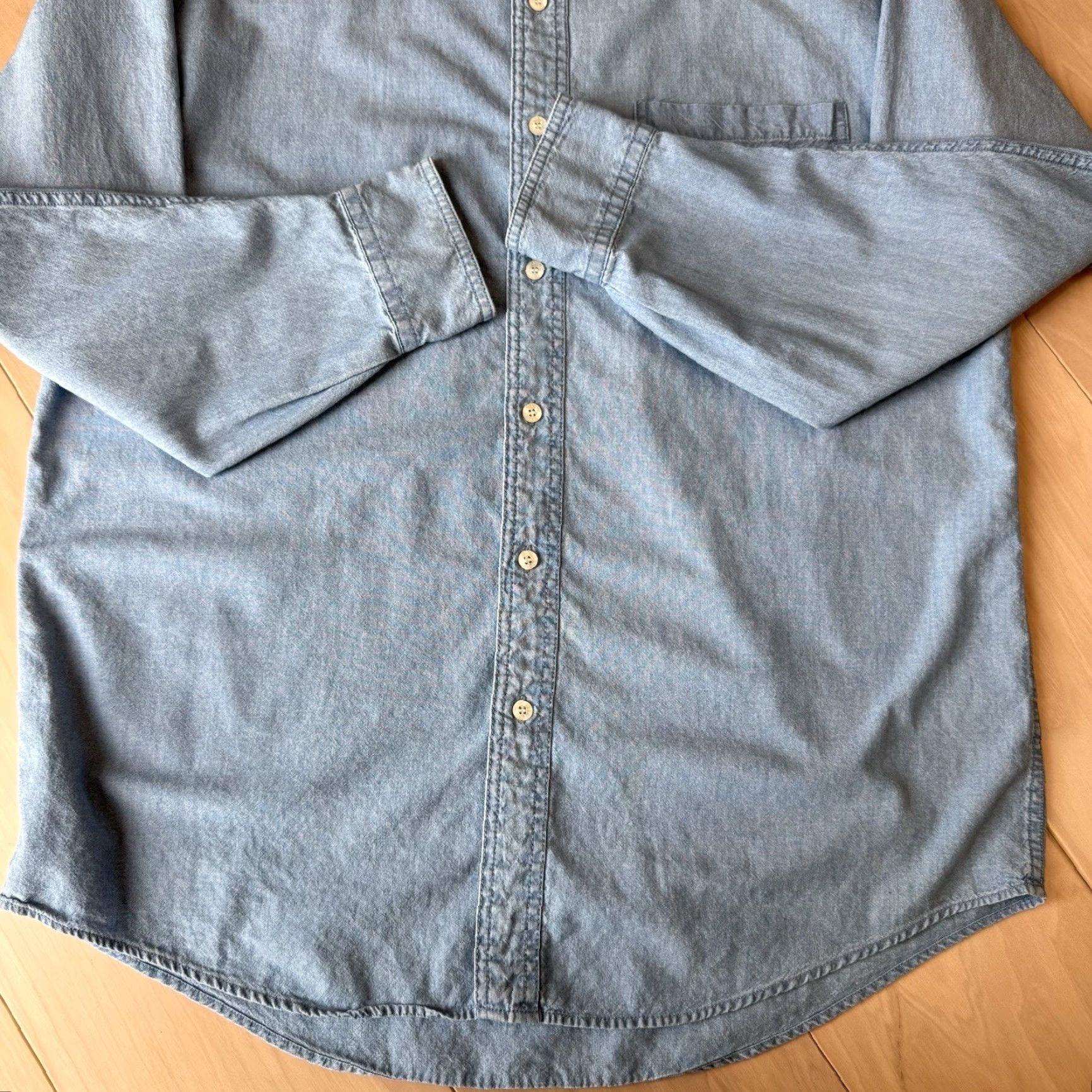 Vintage VINTAGE Looney Tunes Shirt M Blue Chambray Button Up 90s Warner Bros Cartoon Mens Medium Blue Chambray Button-Up Shirt Size US M / EU 48-50 / 2 - 5 Thumbnail