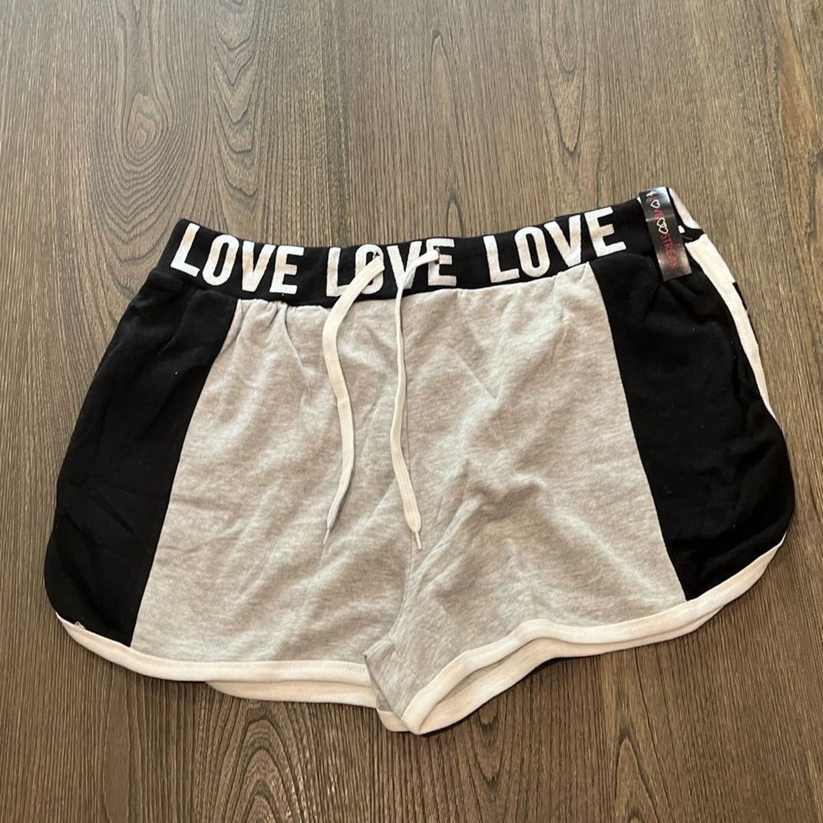 Vintage NWT Love Streak Womens Cotton Track Gym Shorts Size 3X Size 40" / US 18 - 1 Thumbnail