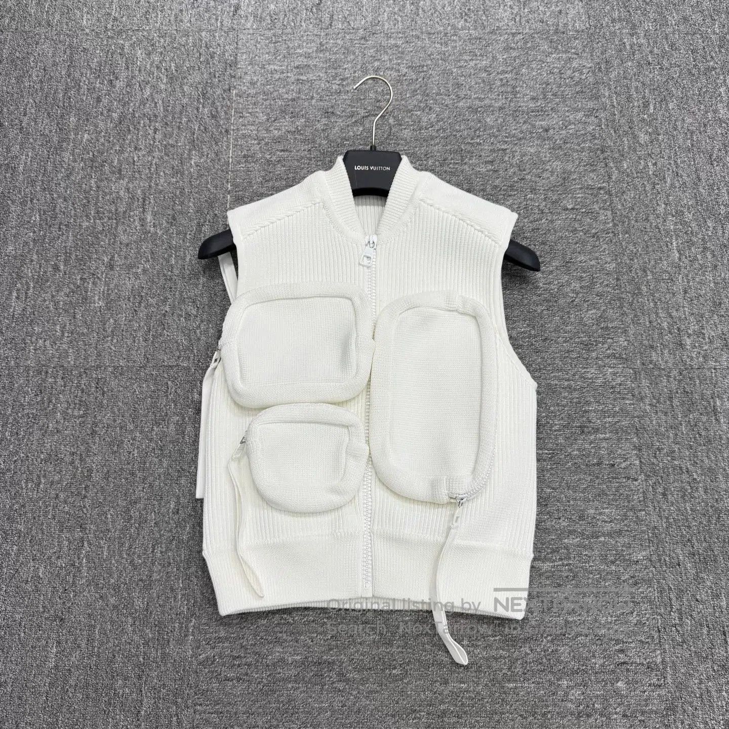 Louis Vuitton Louis Vuitton Multi-Pocket Utility Vest. Size US L / EU 52-54 / 3 - 1 Thumbnail